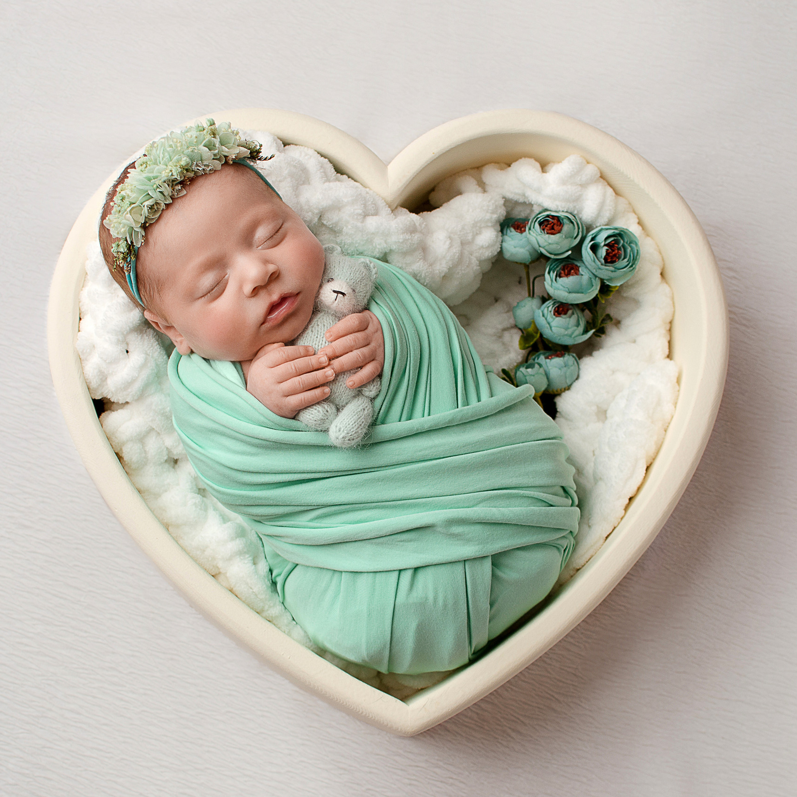 Профессиональная ретушь фотографий новорожденных. Ретушь фотографий новорожденных. Алексеева Надежда