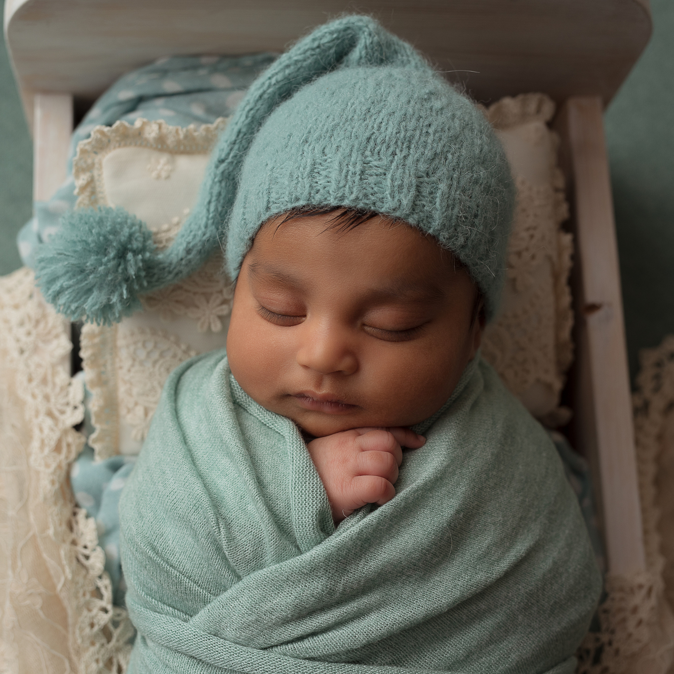 Профессиональная ретушь фотографий новорожденных. Ретушь фотографий новорожденных. Алексеева Надежда