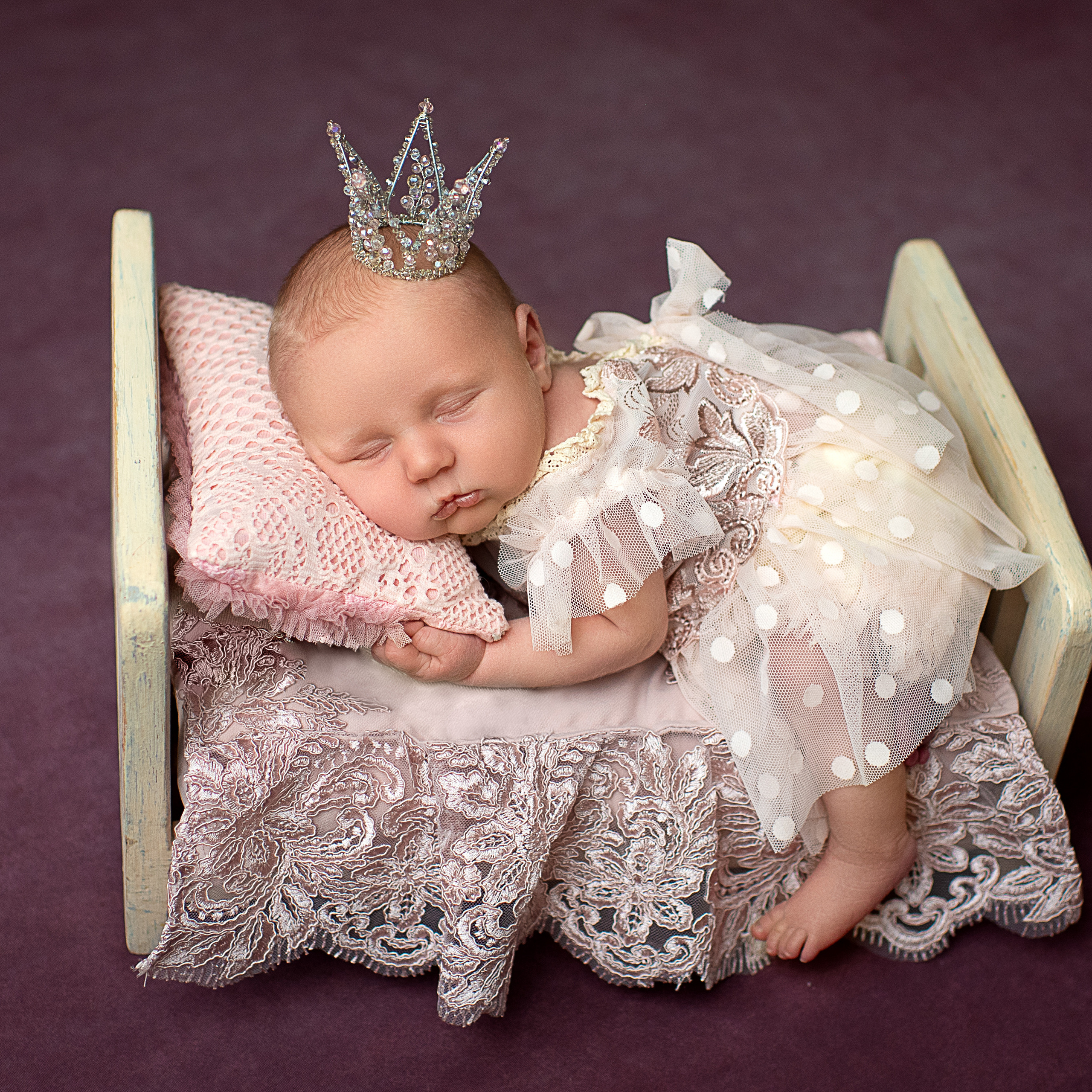 Профессиональная ретушь фотографий новорожденных. Ретушь фотографий новорожденных. Алексеева Надежда