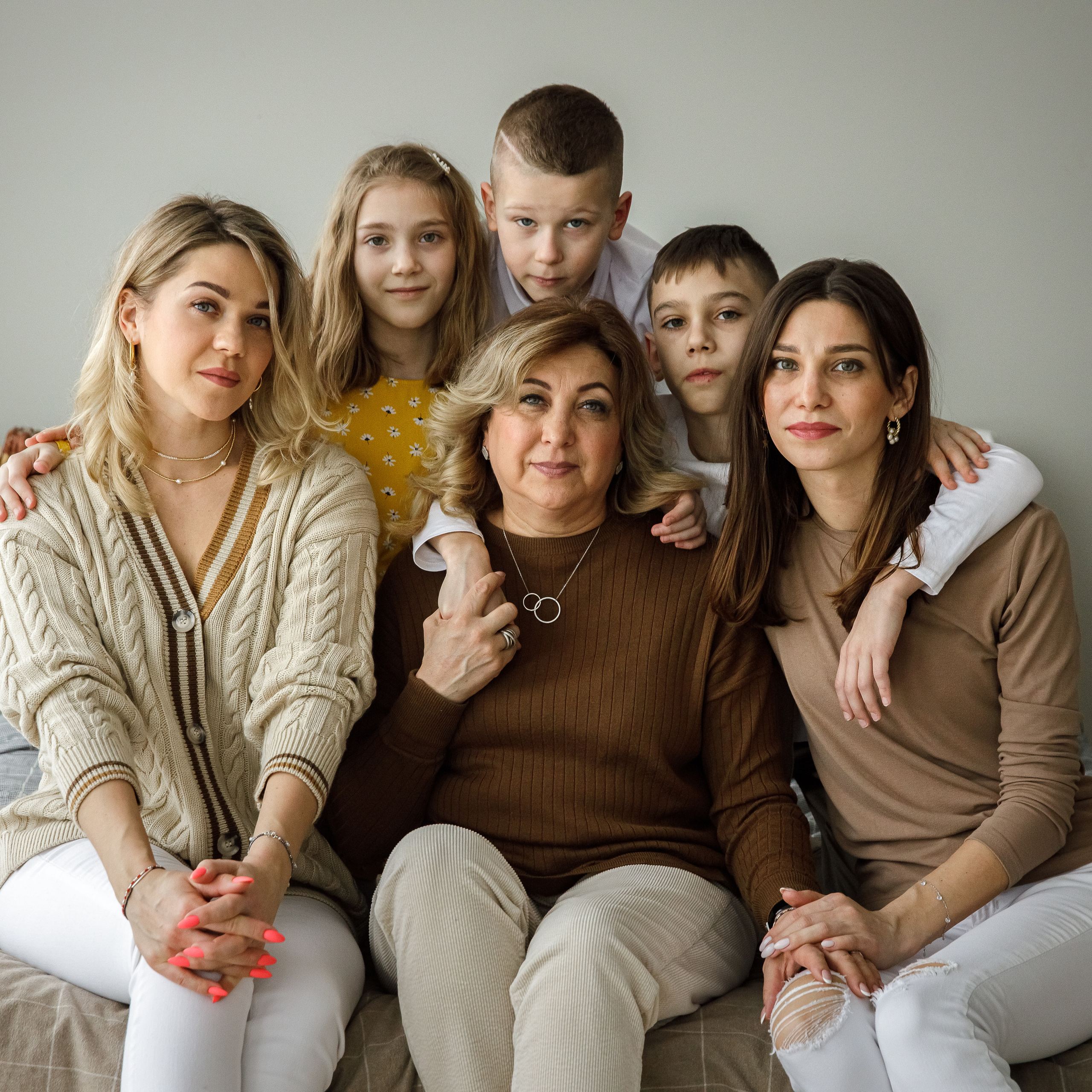 Большое семейство