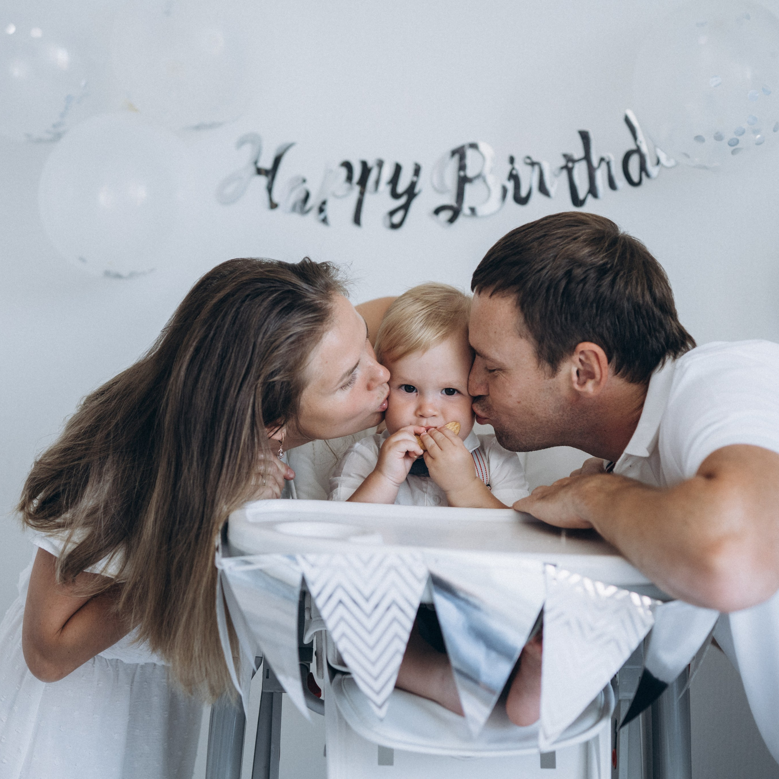 Первый День Рождения