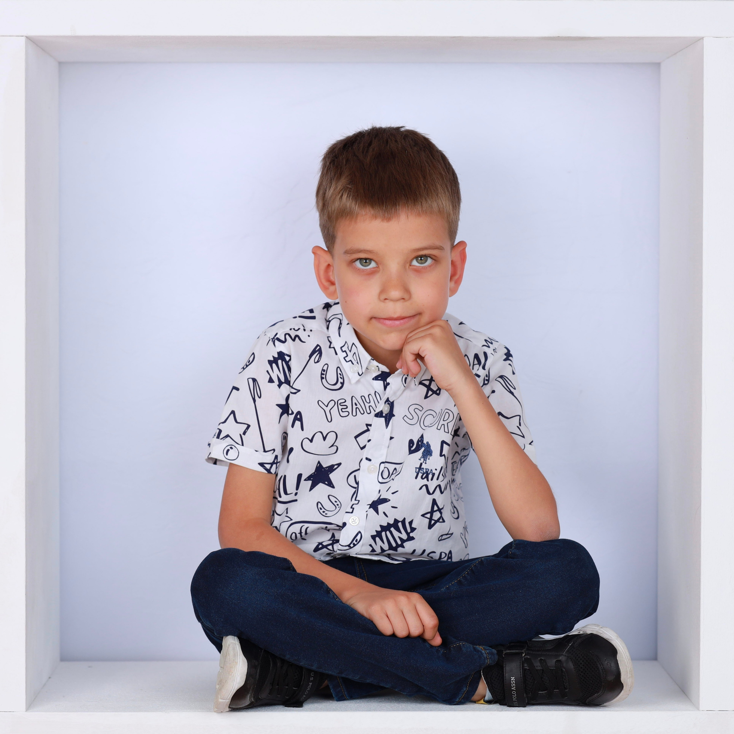 Выпускной альбом Кубики. Фотограф Выпускные альбомы Таганрог Сергей Коробченко