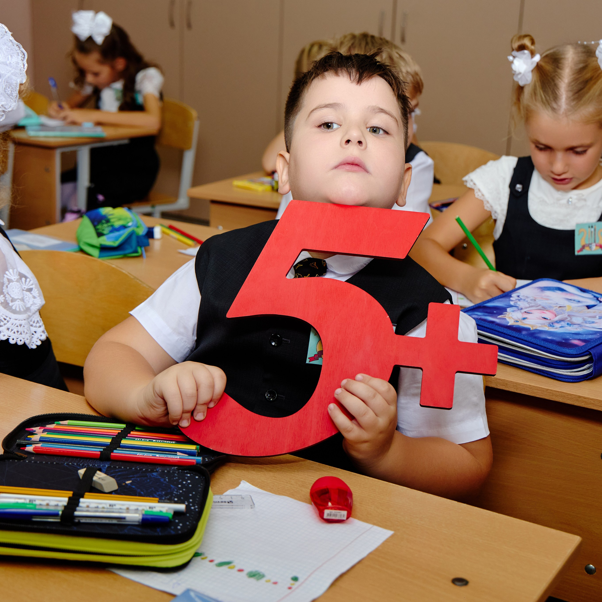 Альбом для 1 класса персональный. Фотограф Выпускные альбомы Таганрог Сергей Коробченко