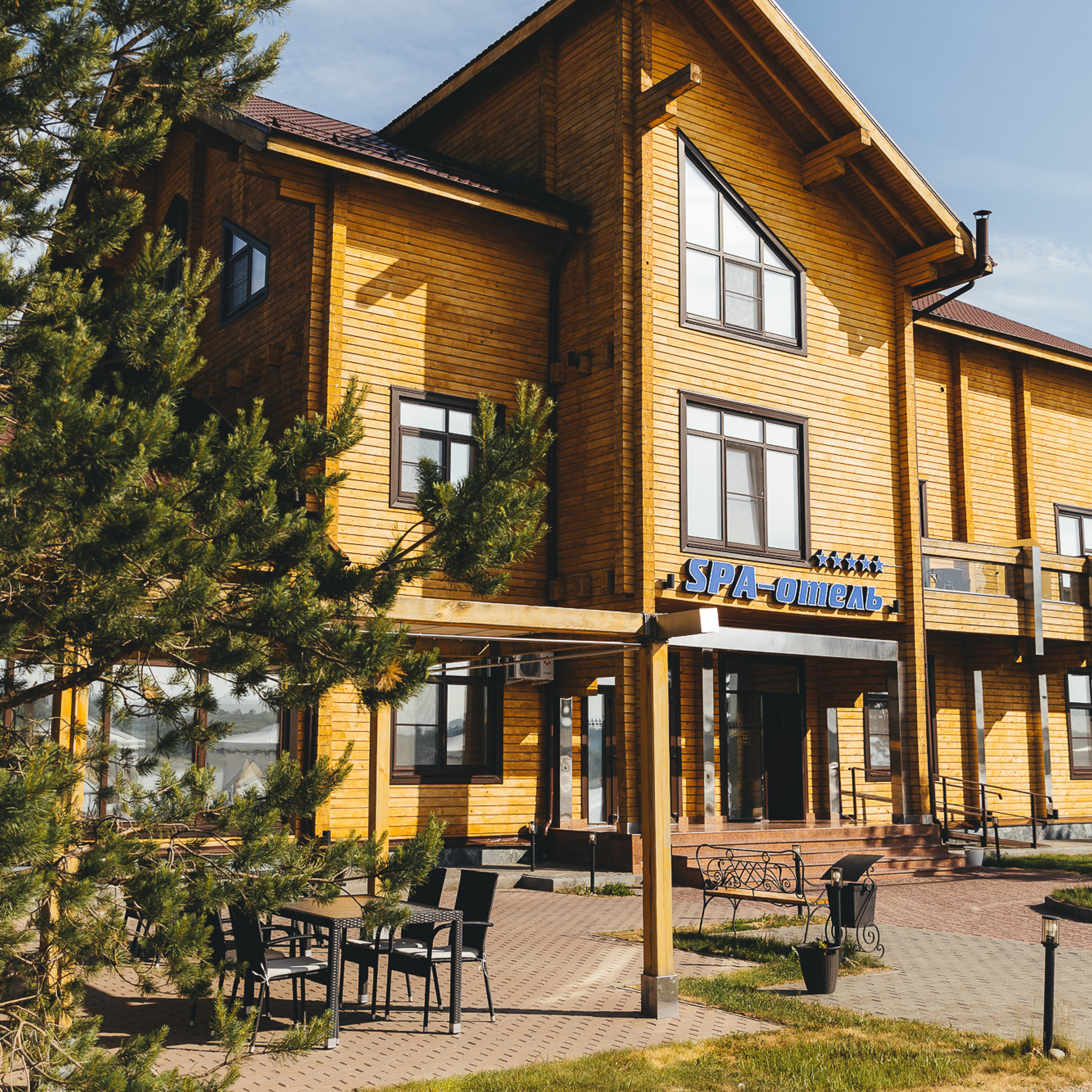 Отель «Заречье»