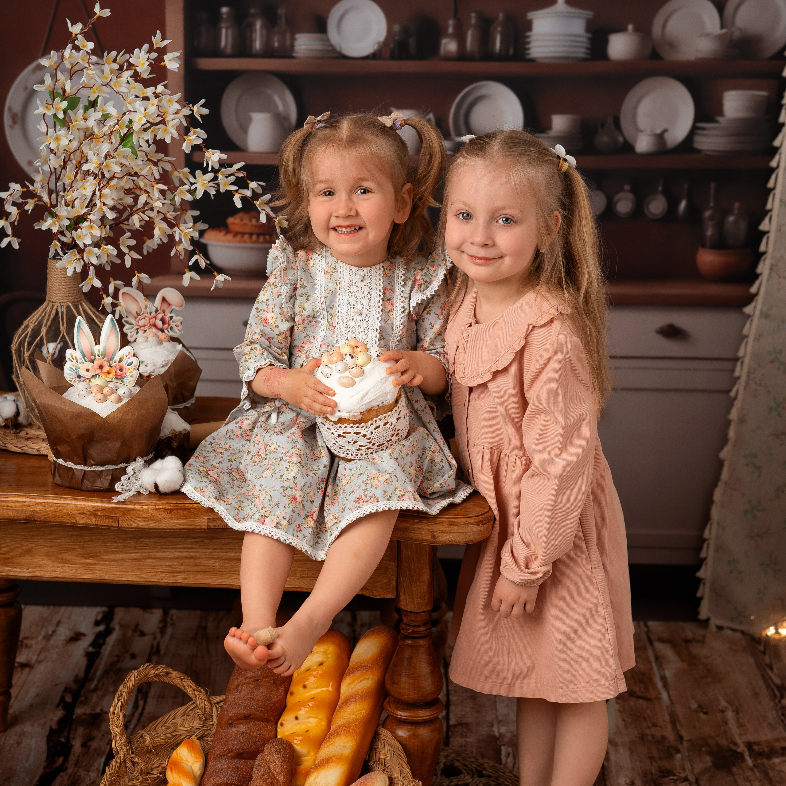 Пасхальный 2025