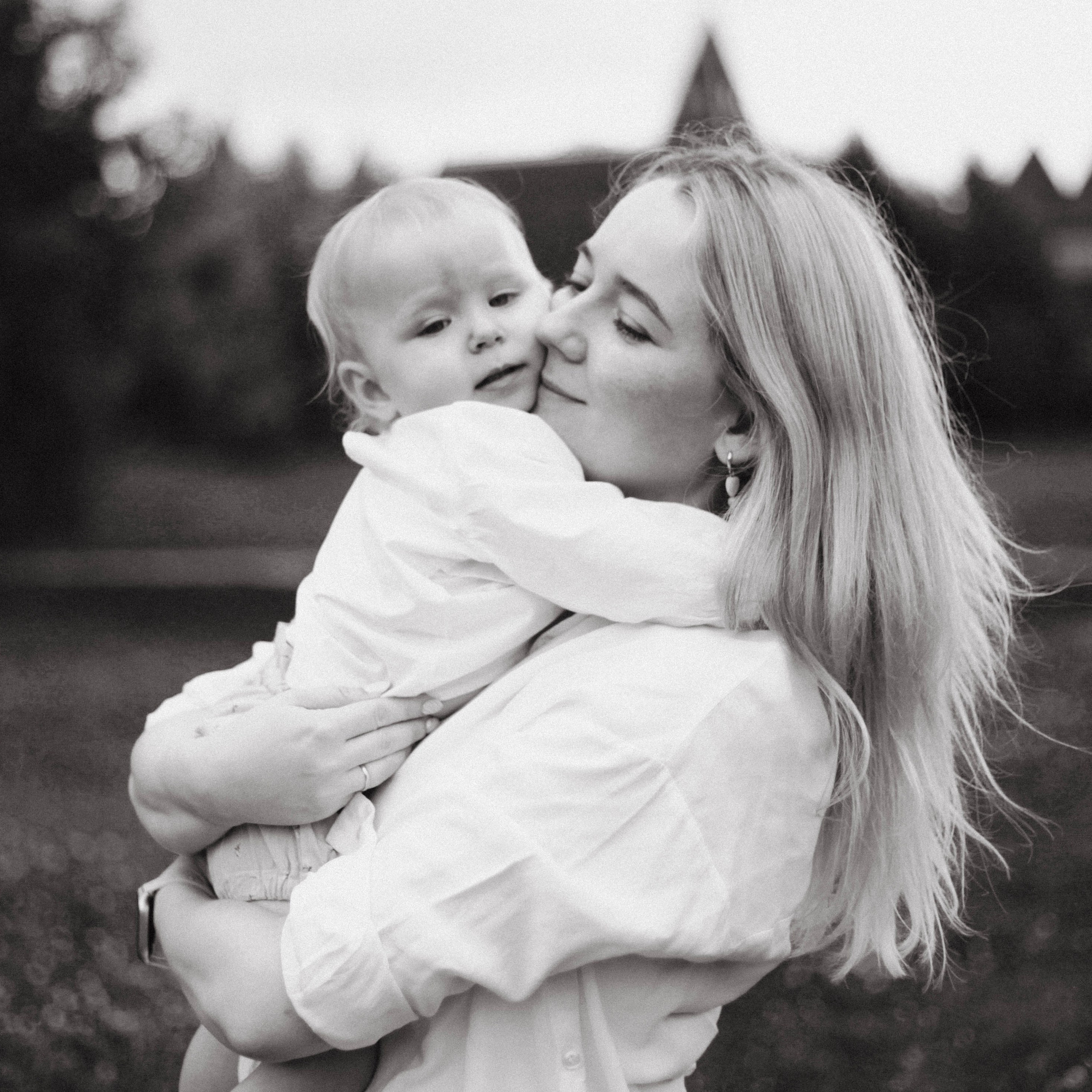 Отзывы. Фотограф беременности и семейных историй в Москве Юлия Варт