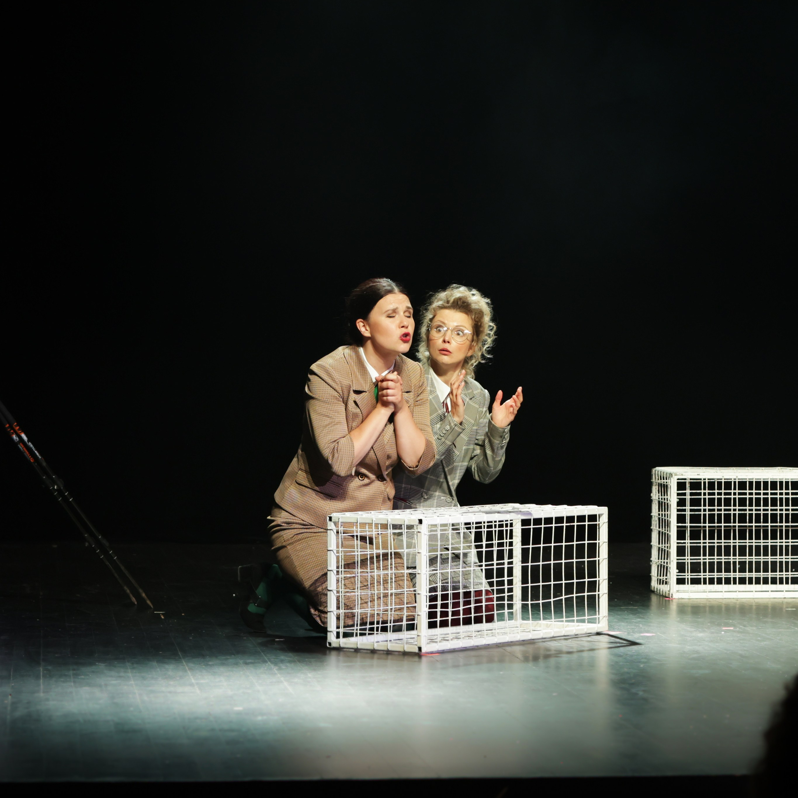 Спектакль «Дикарь», Театр «Сначала-Сначала театр» (цвет)