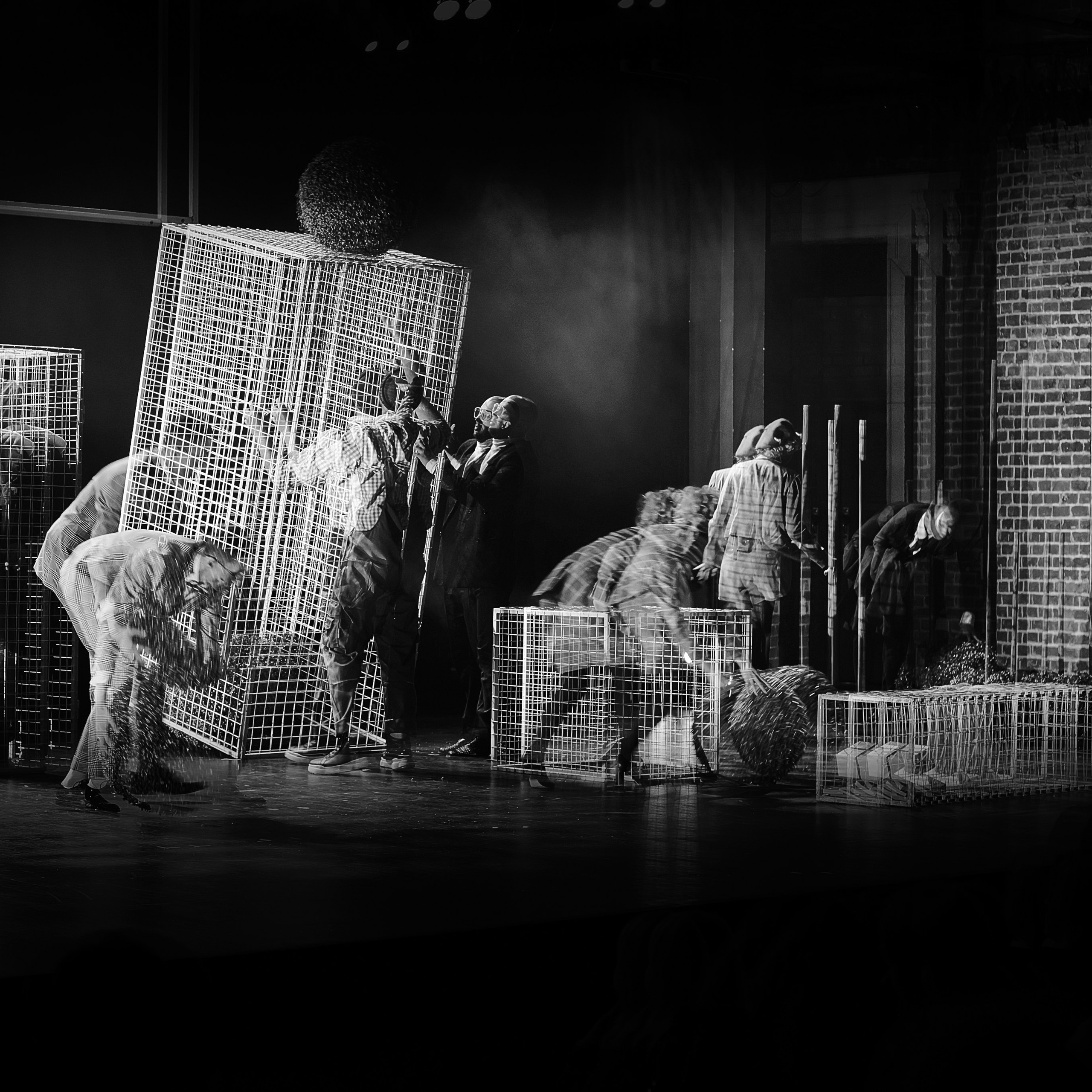 Спектакль «Дикарь» (серия — монохром), Театр «Сначала-Сначала театр»