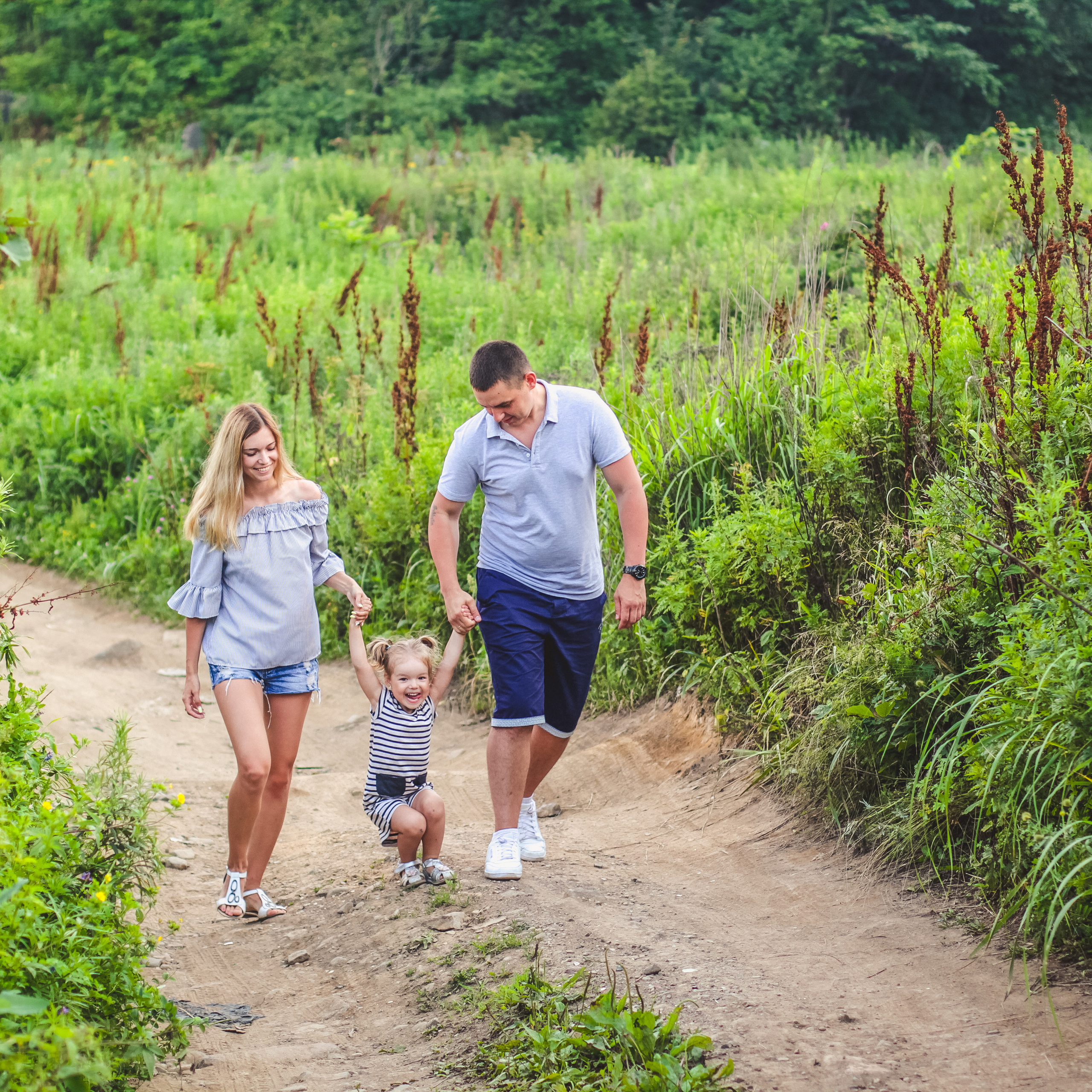 Алёна, Кирилл и Ева