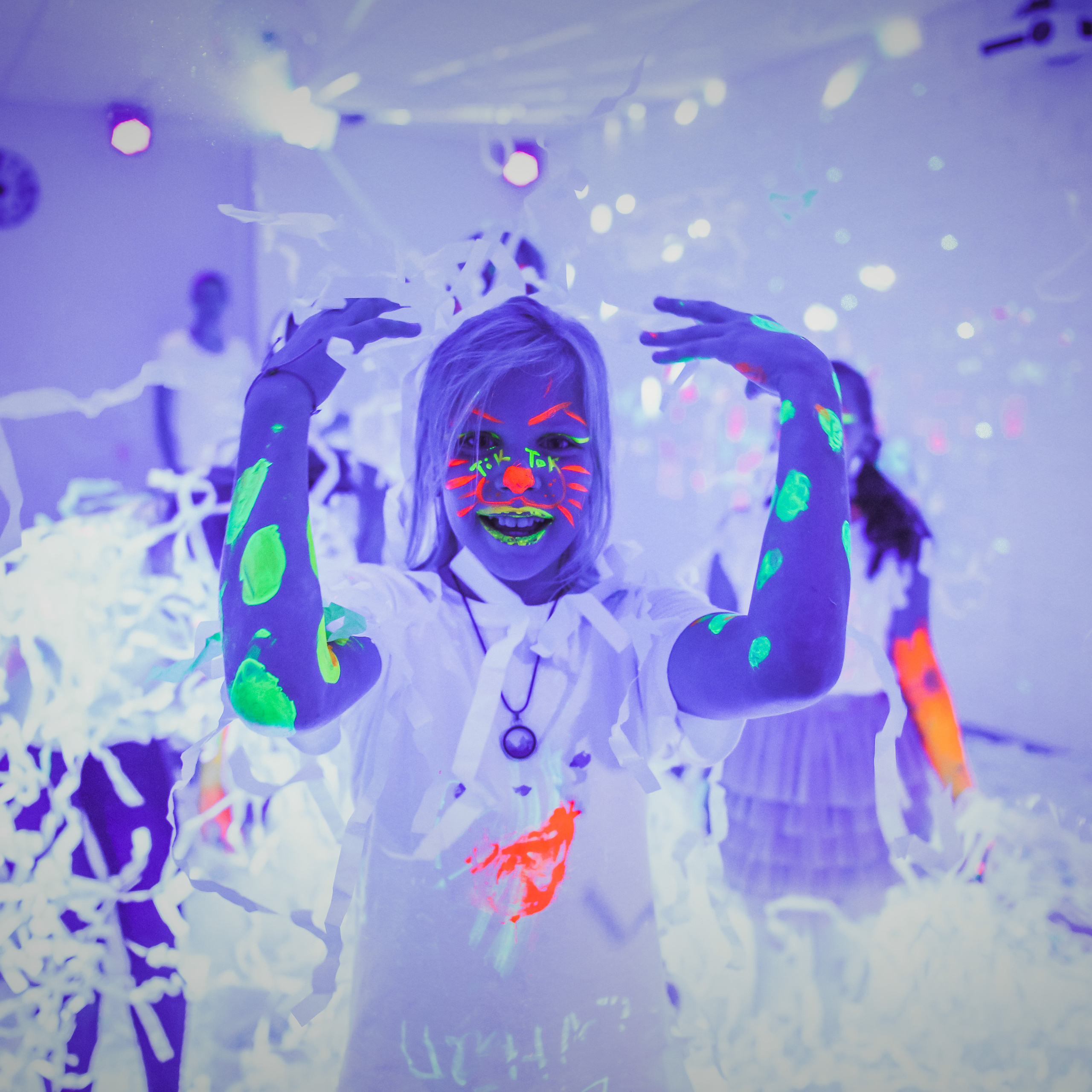 Неоновое день рождение Ульяны