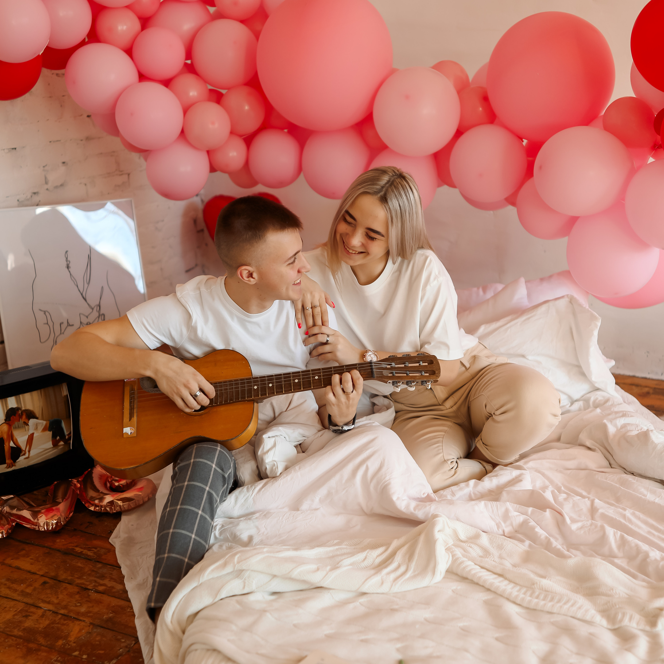 Паша и Виолетта