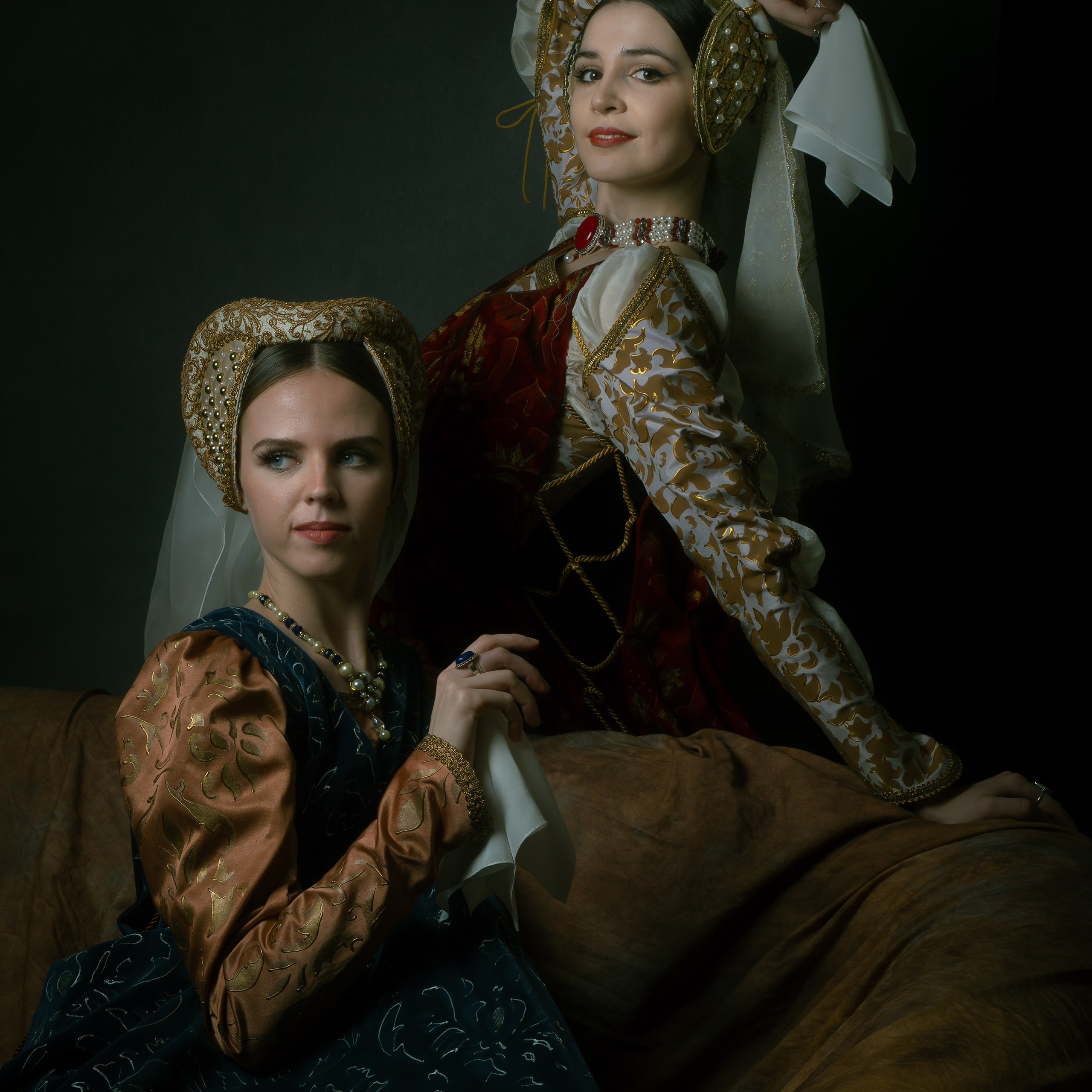 Балерины Василиса Дерендяева и Виктория Зуева