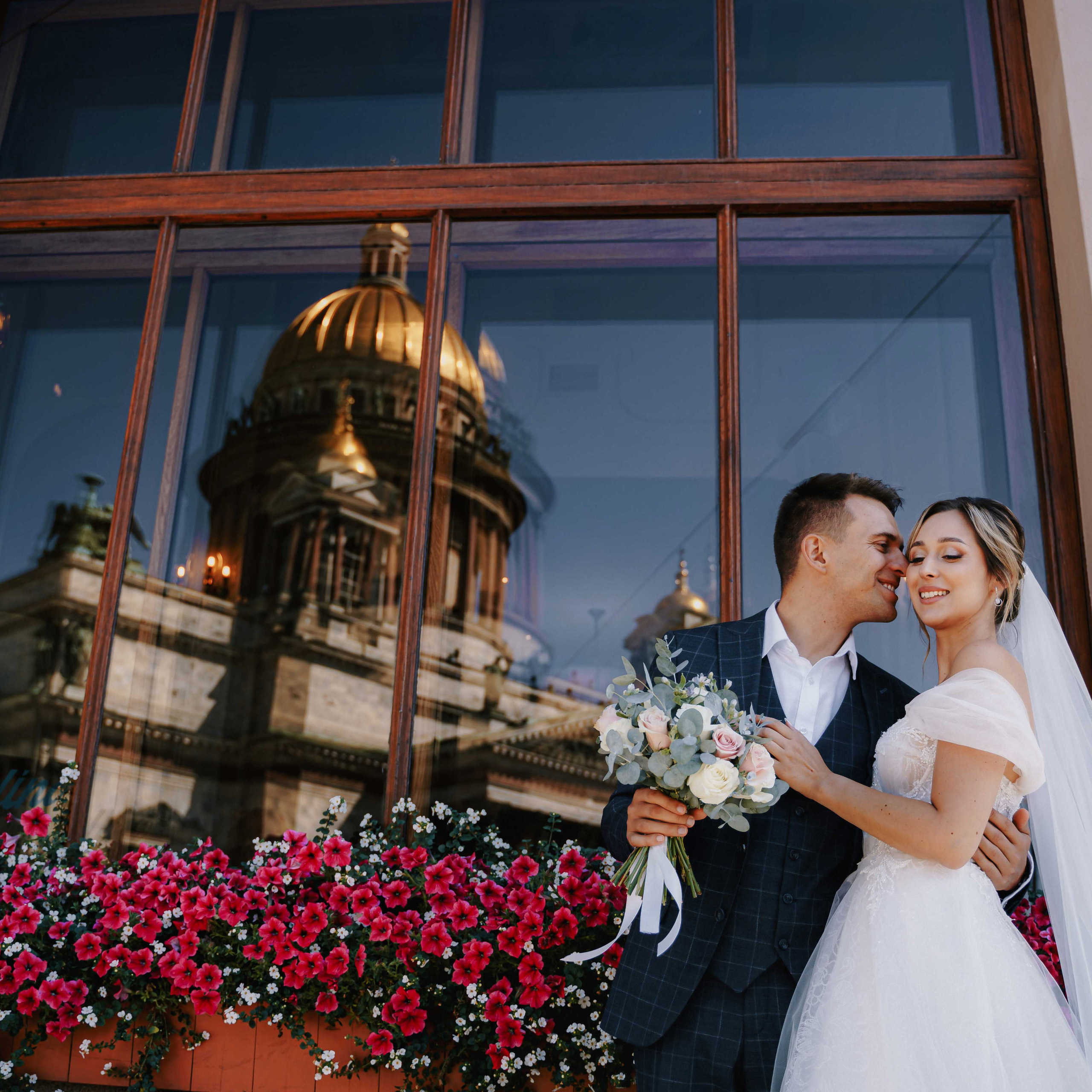 Свадебный и семейный фотограф в Санкт-Петербурге Виктор Голубев
