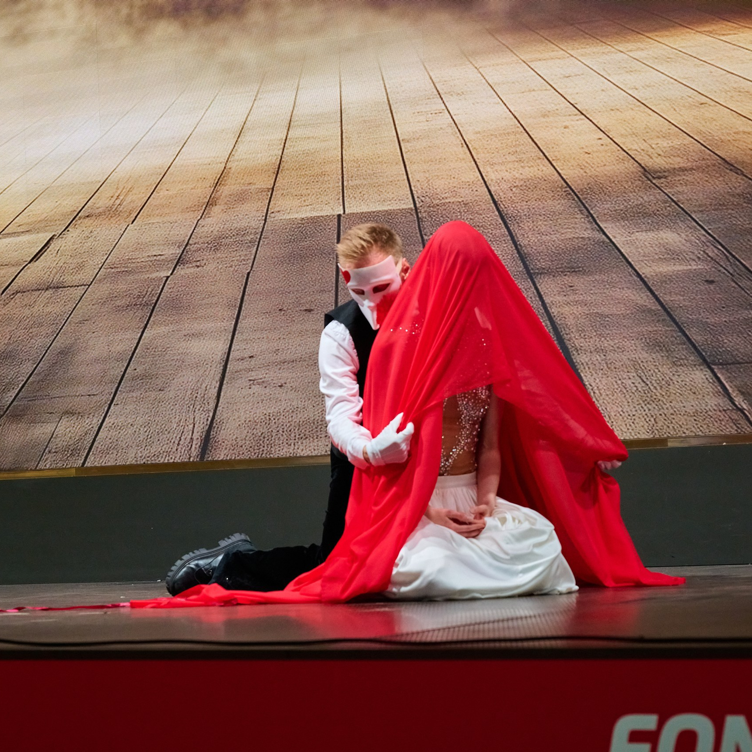 Иммерсивное шоу «Четыре женщины». Фотограф Расим Римиев