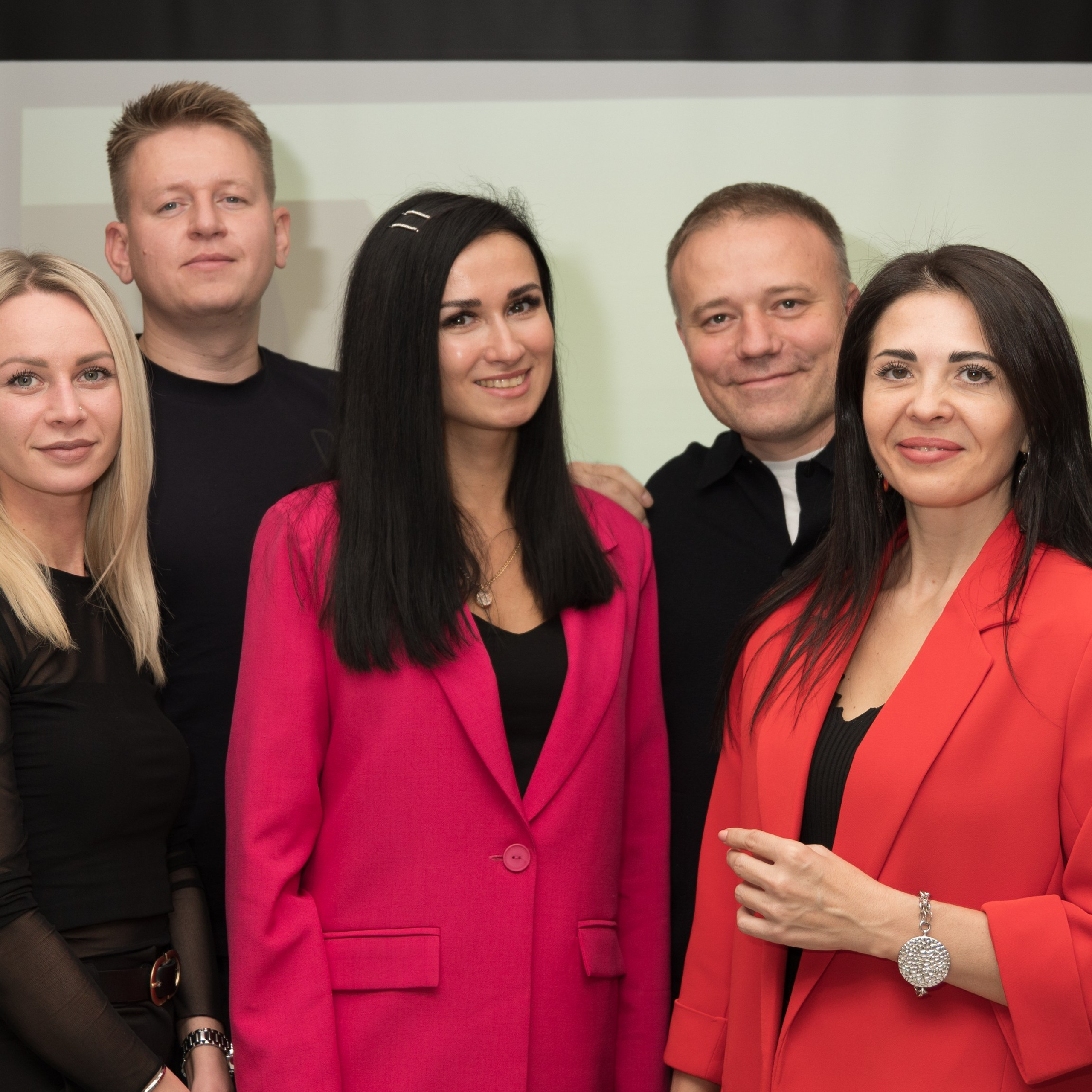 Отзывы о фотографах Москва. Профессиональный фотограф в Москве Кабардин Тихон