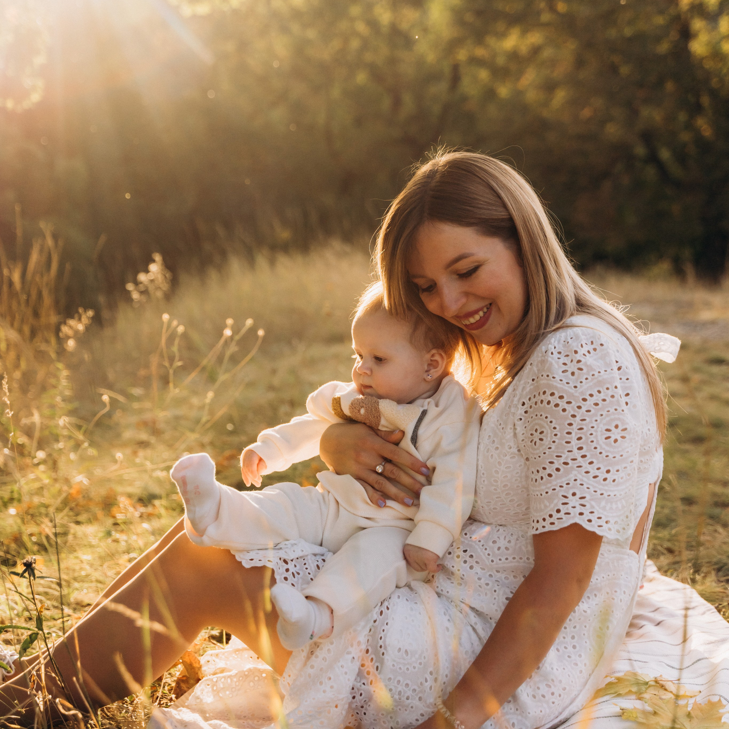 Яна и Маруся. Локация — Смирновское ущелье.
