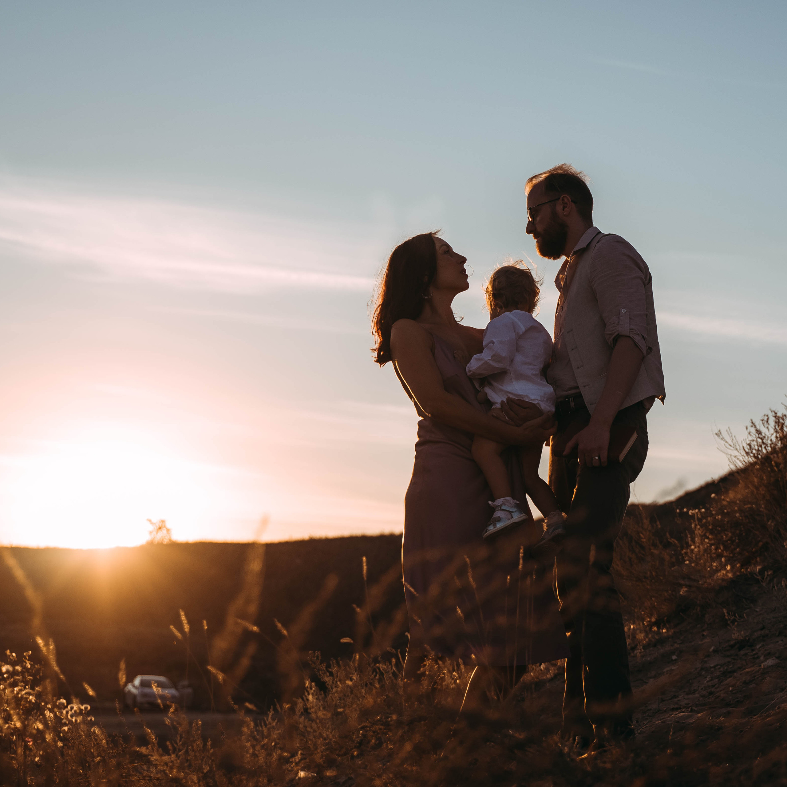 Юля, Никита и Алиса. Локация — УВЕК.