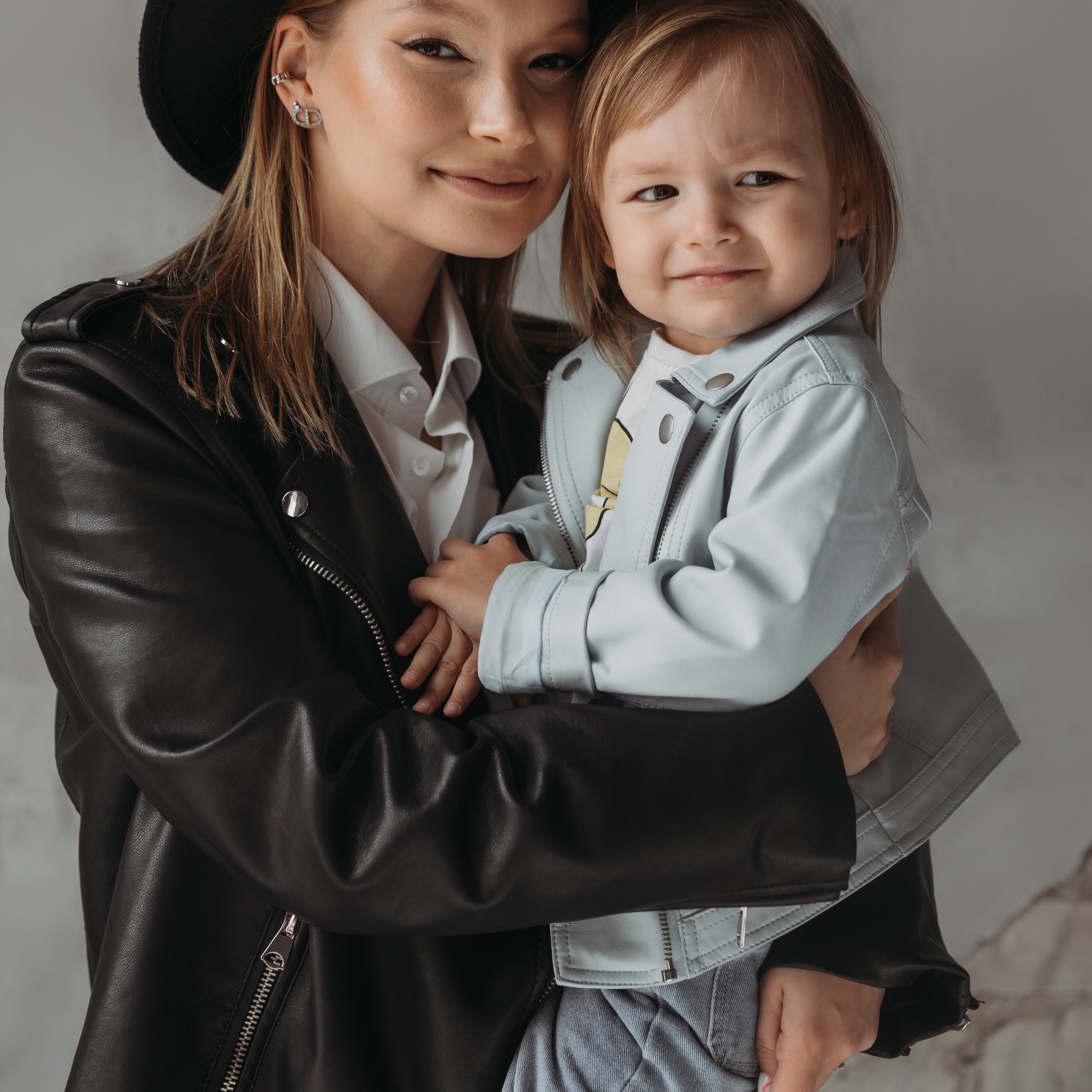 Полина и Ева