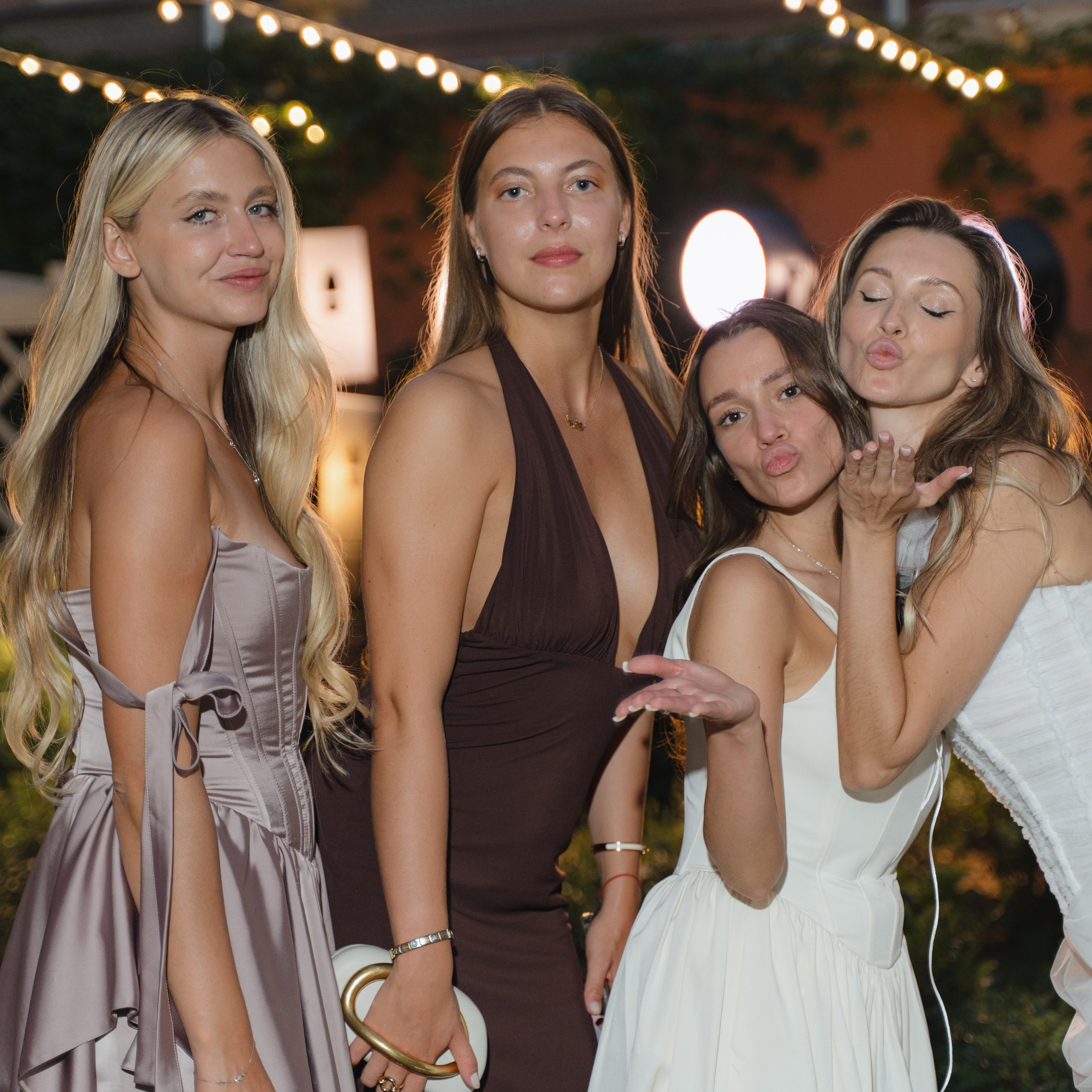 Свадебная съемка во дворце Мясникова. Фотограф Миланазавр