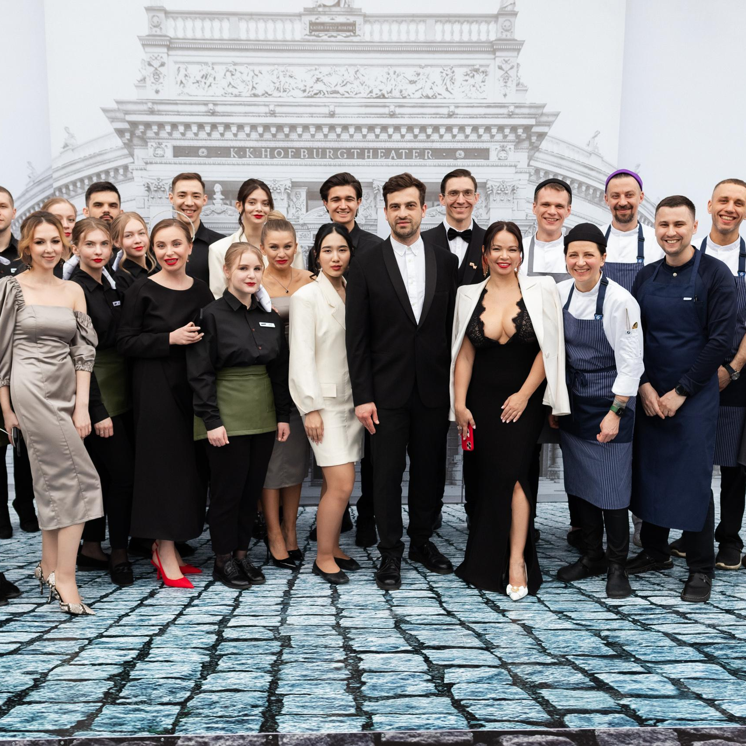 ВИНОТЕКА БАР х МАГАЗ [1 ГОД]. СВОИ. ФОТООТЧЕТЫ-СОБЫТИЯ-МЕСТА