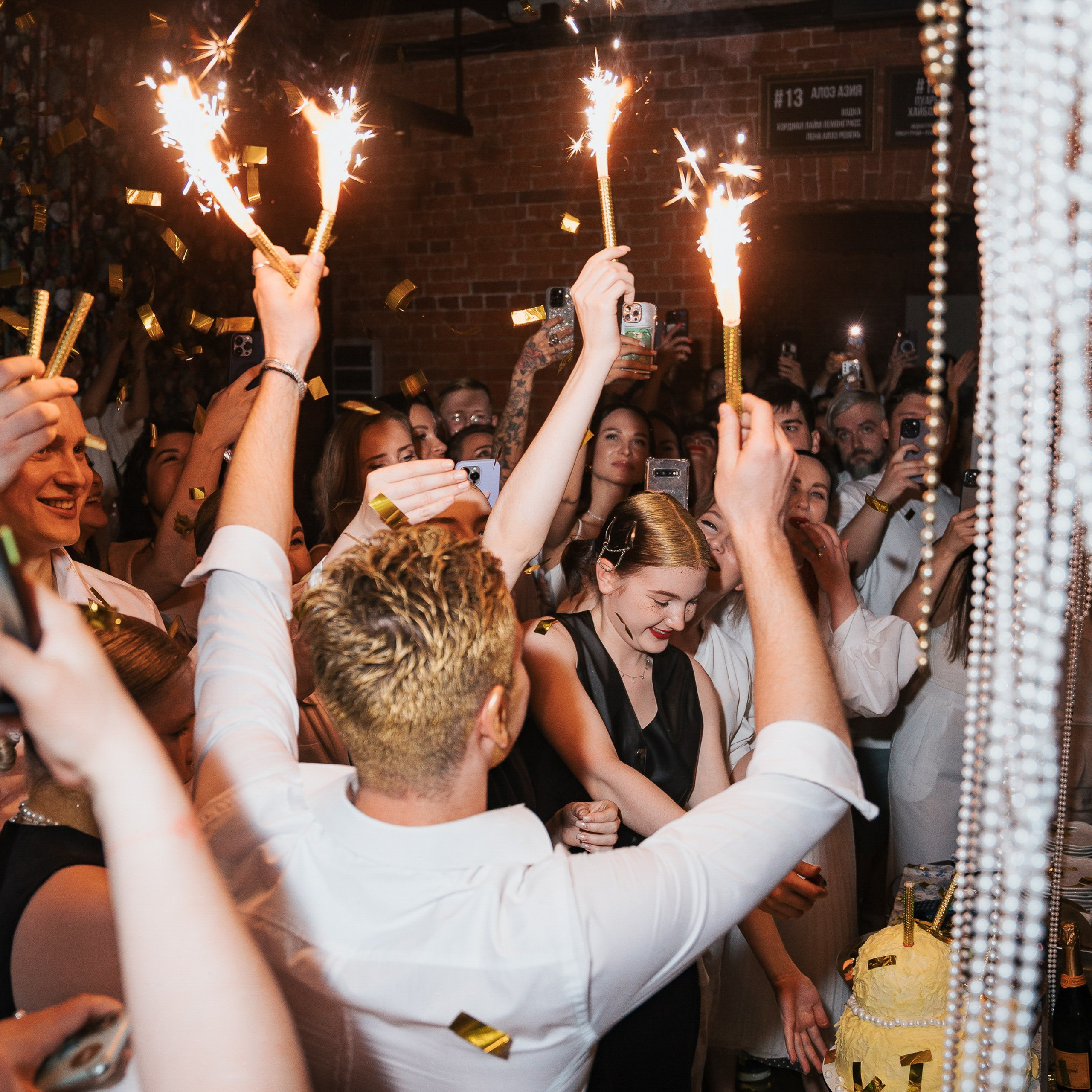 ВИНОТЕКА БАР х МАГАЗ — 3 ГОДА. СВОИ. ФОТООТЧЕТЫ-СОБЫТИЯ-МЕСТА