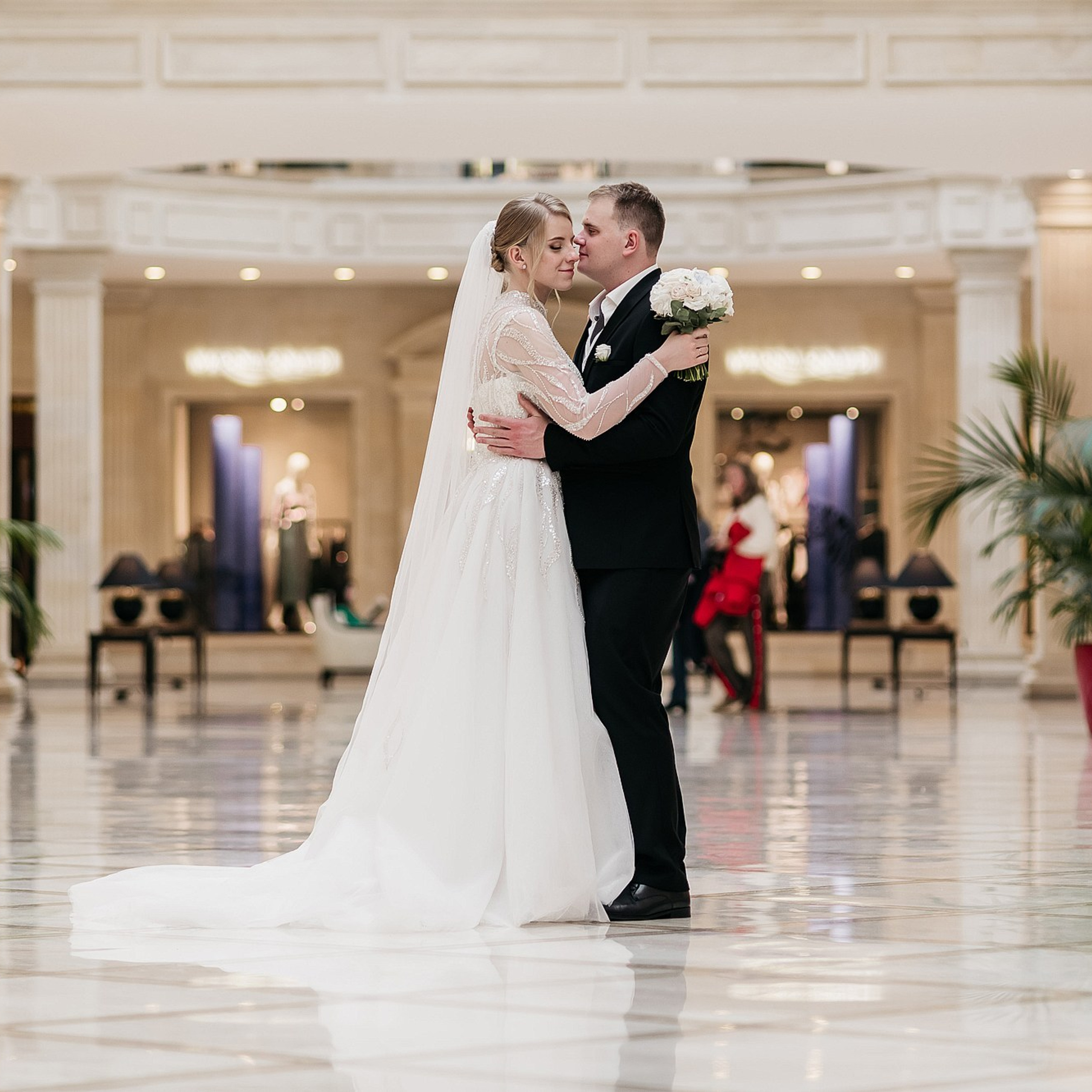 Ваш отзыв о фотографе. Свадебный фотограф в Дубне Алексей Фонарёв