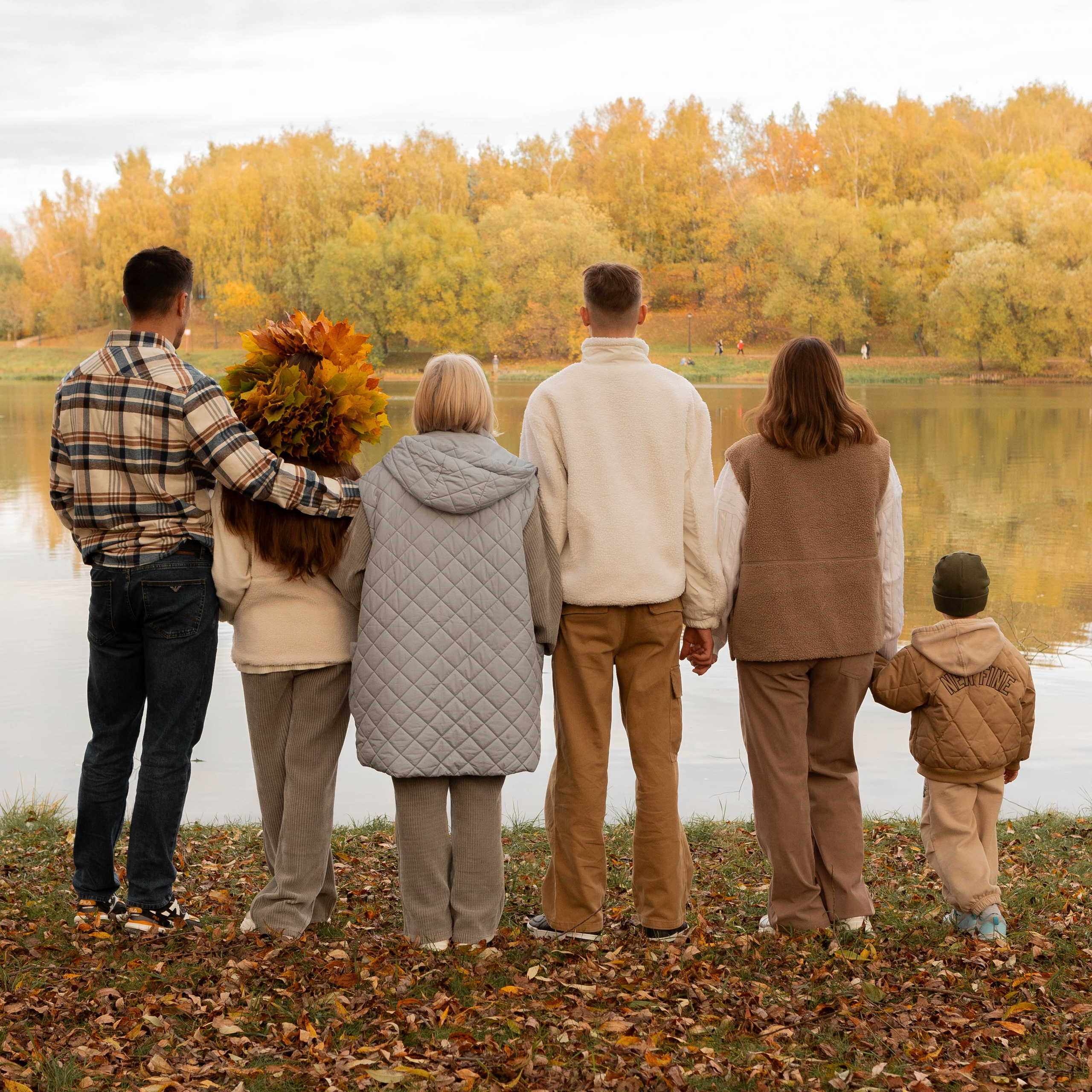 Алена и семья
