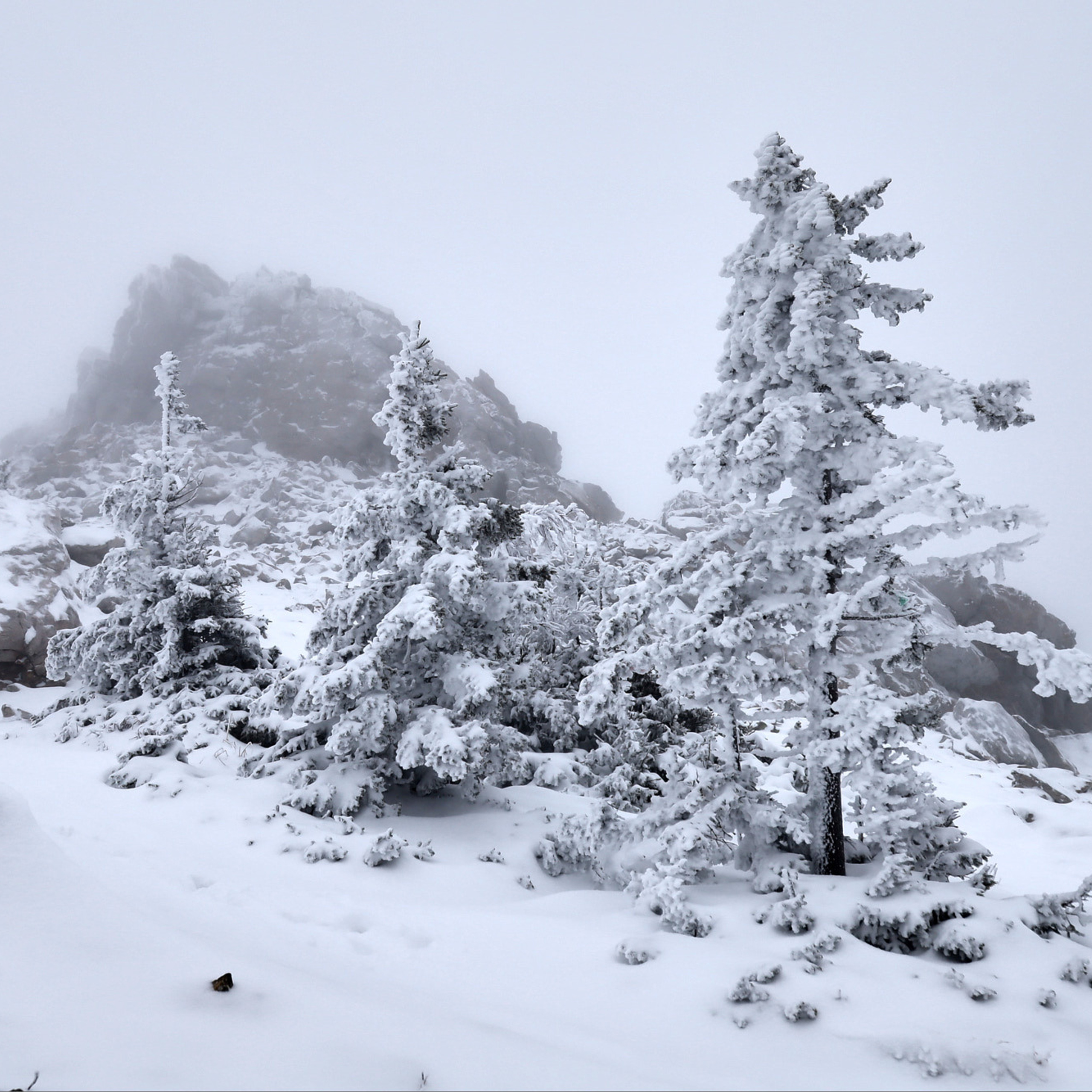 Гора Зюраткуль