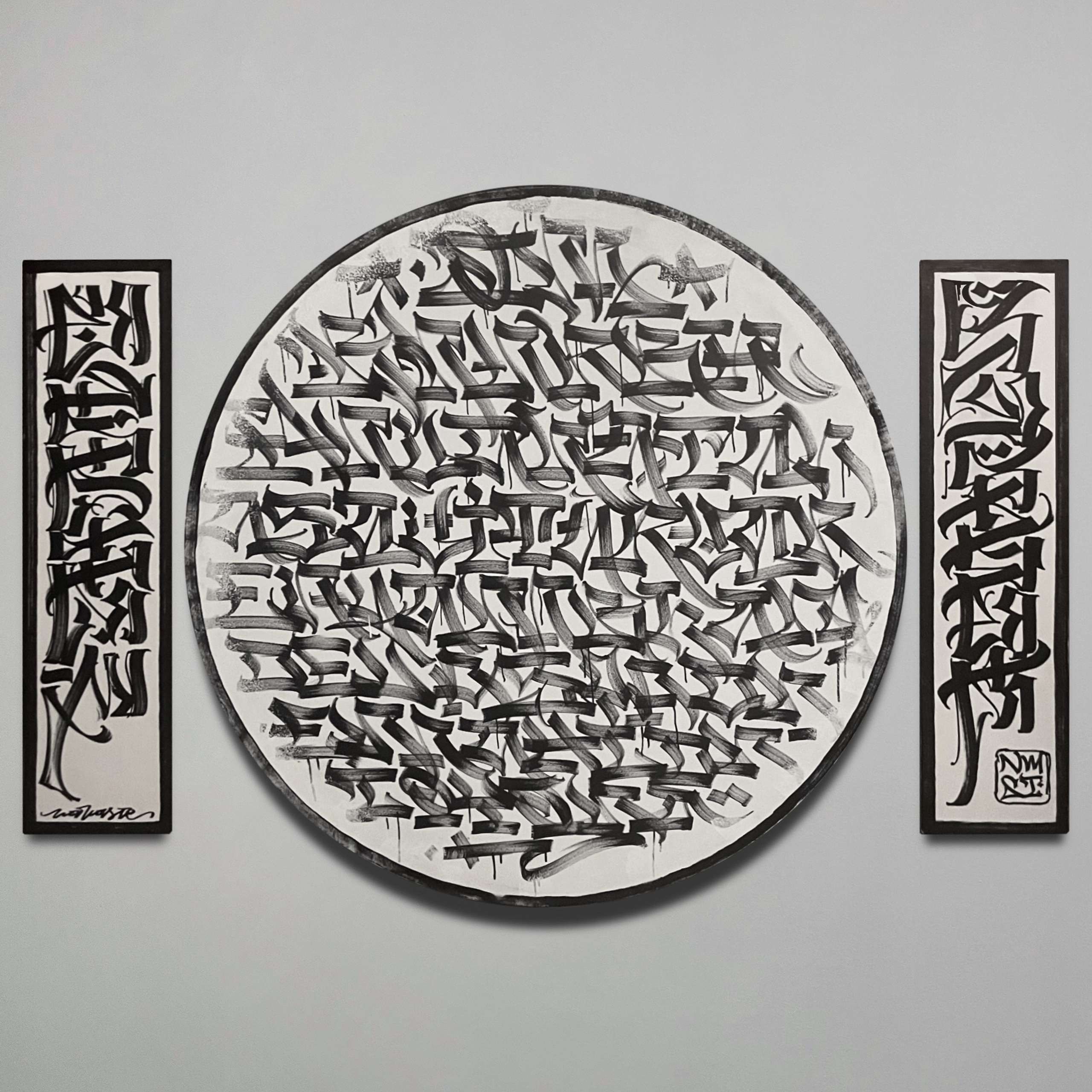 Canvas. ㊍ Multi universal visual artist in India