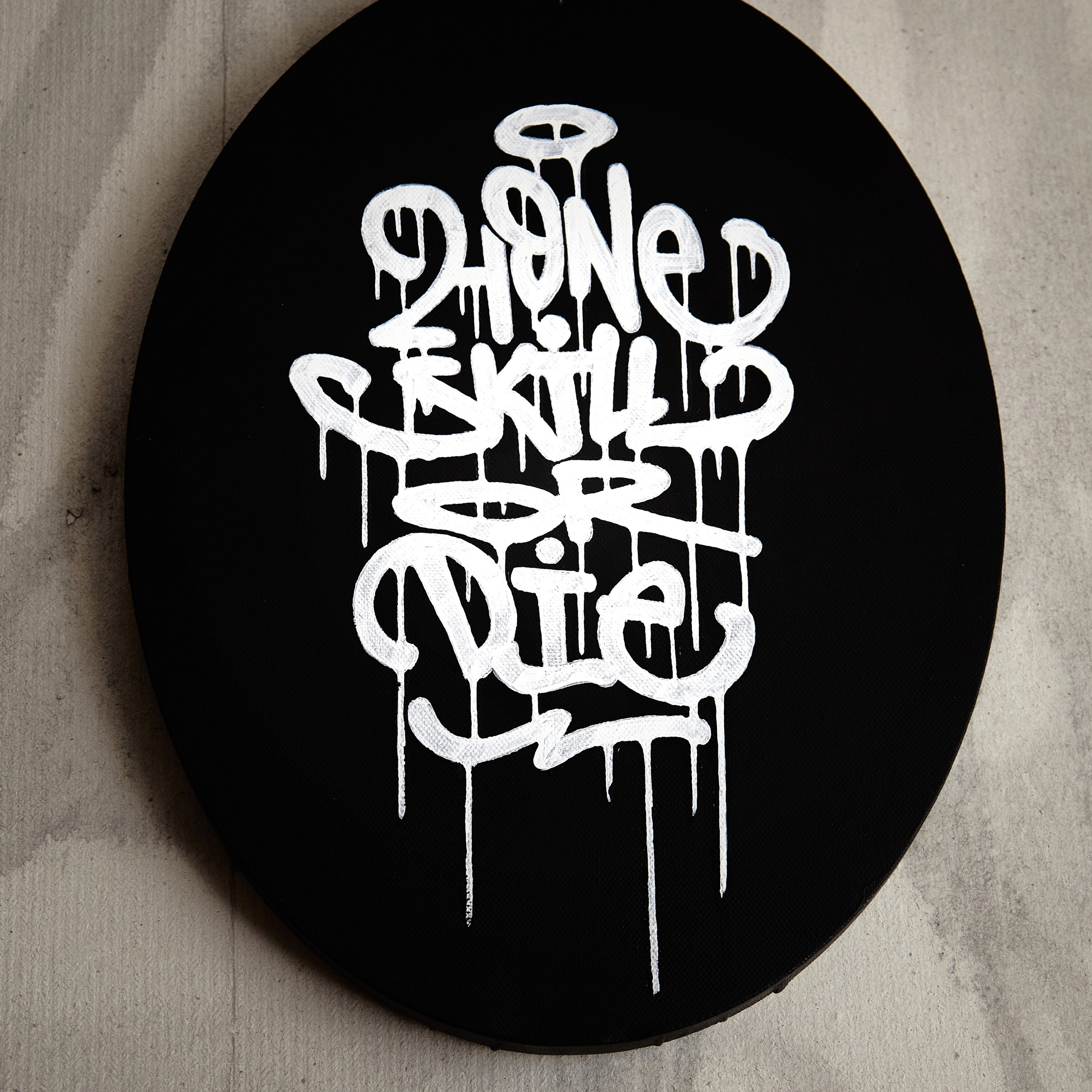 Canvas. ㊍ Multi universal visual artist in India