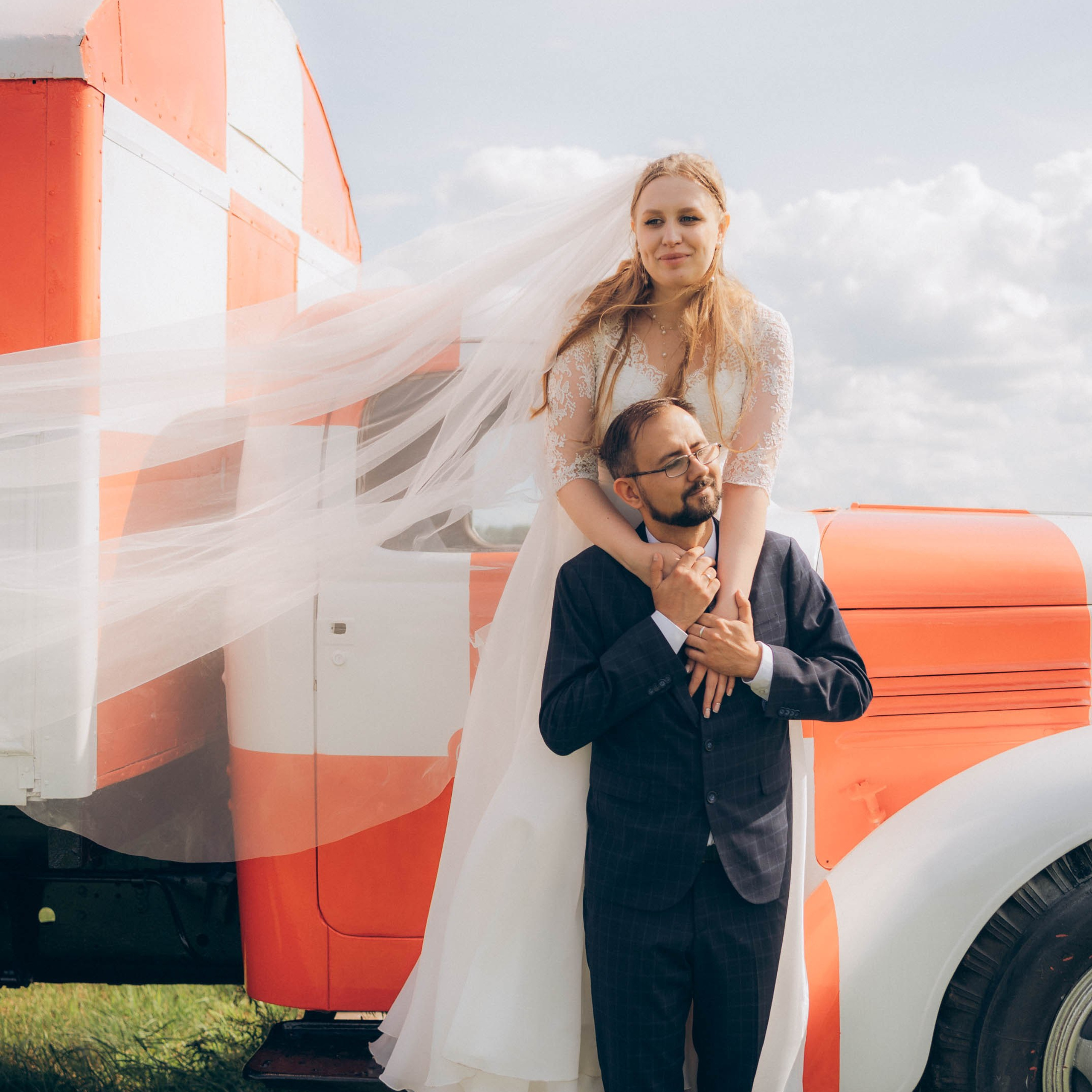 Первым делом самолеты