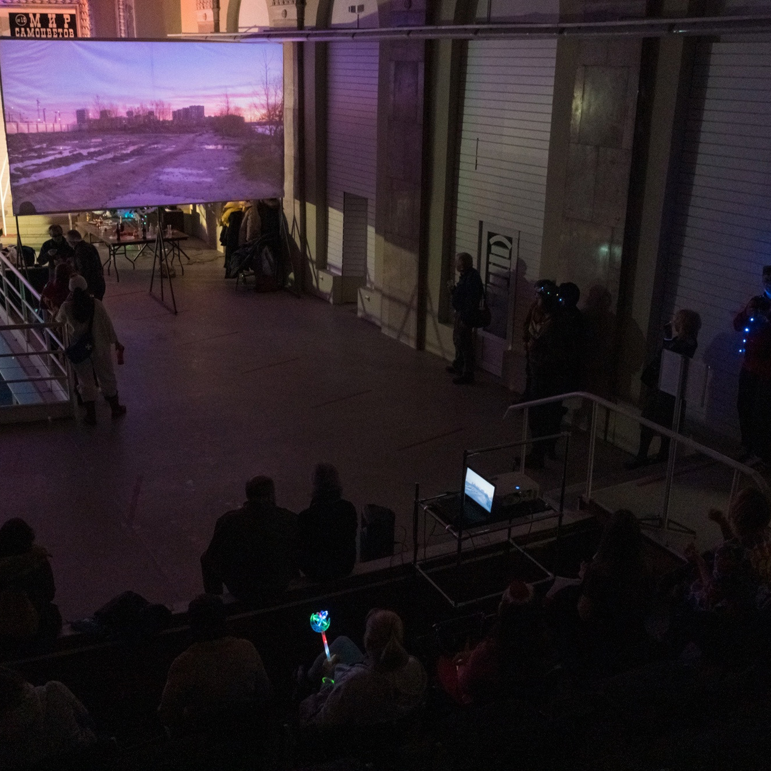 Люминографический карнавал новый год выставка маске-рад