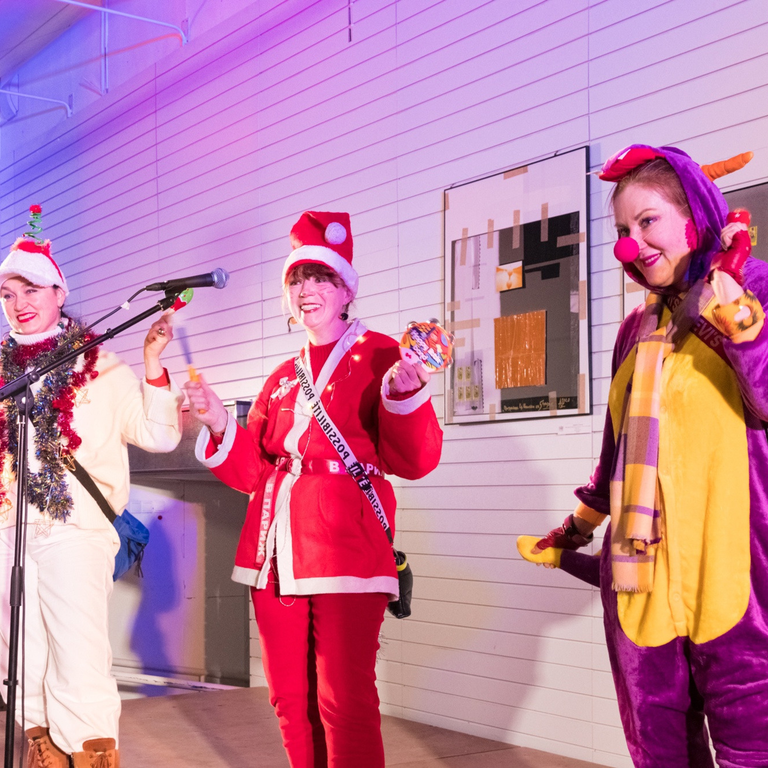 Люминографический карнавал новый год выставка маске-рад