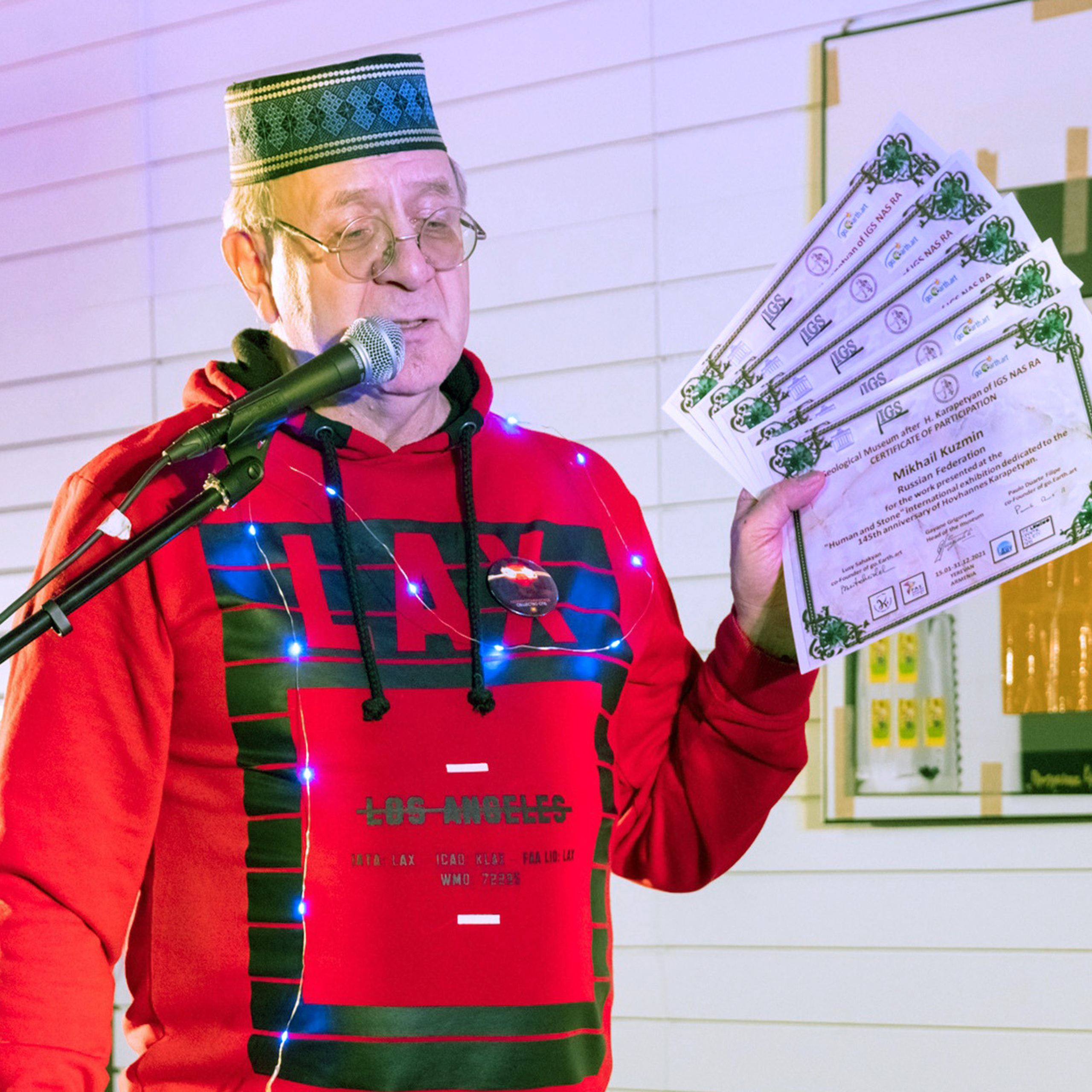 Люминографический карнавал новый год выставка маске-рад