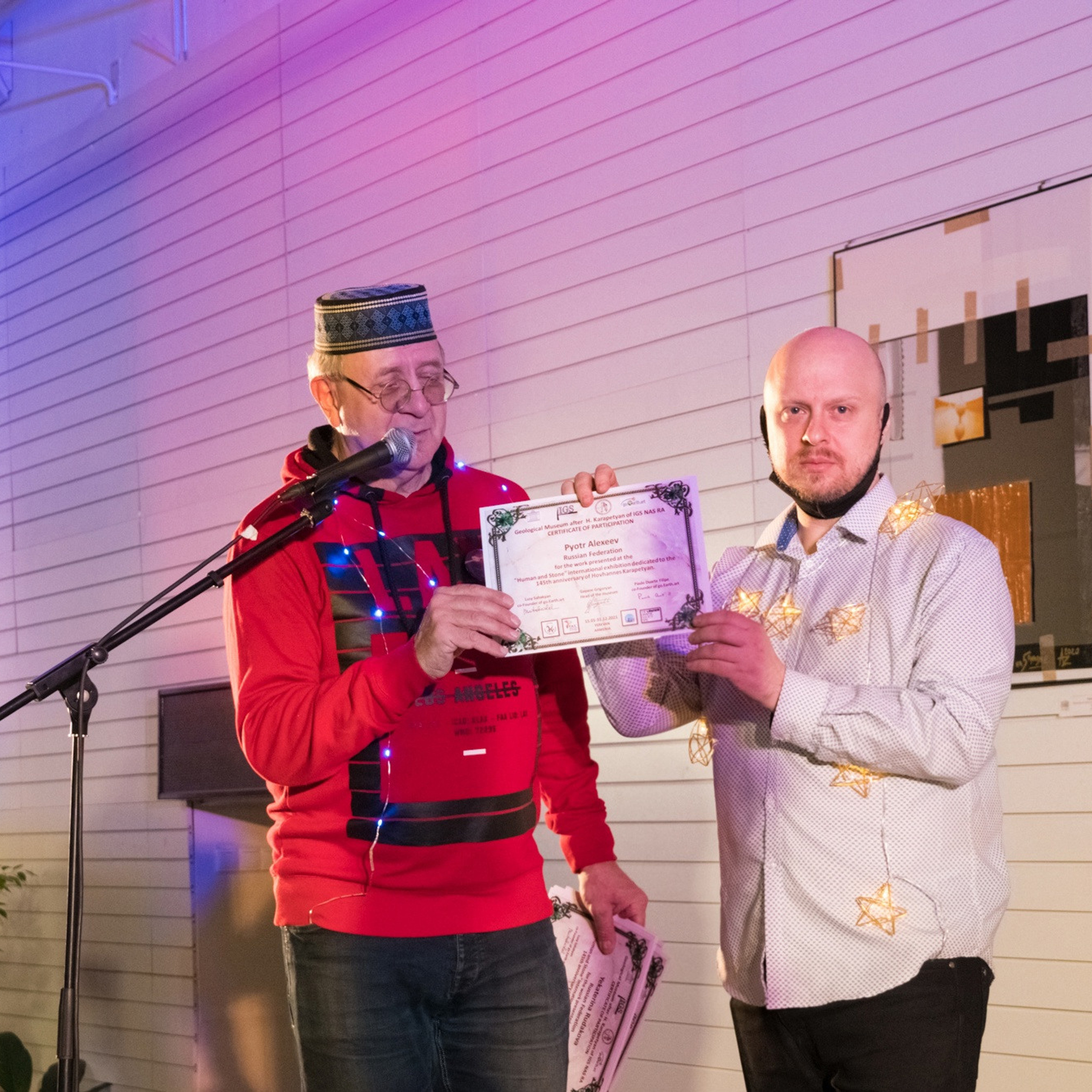 Люминографический карнавал новый год выставка маске-рад