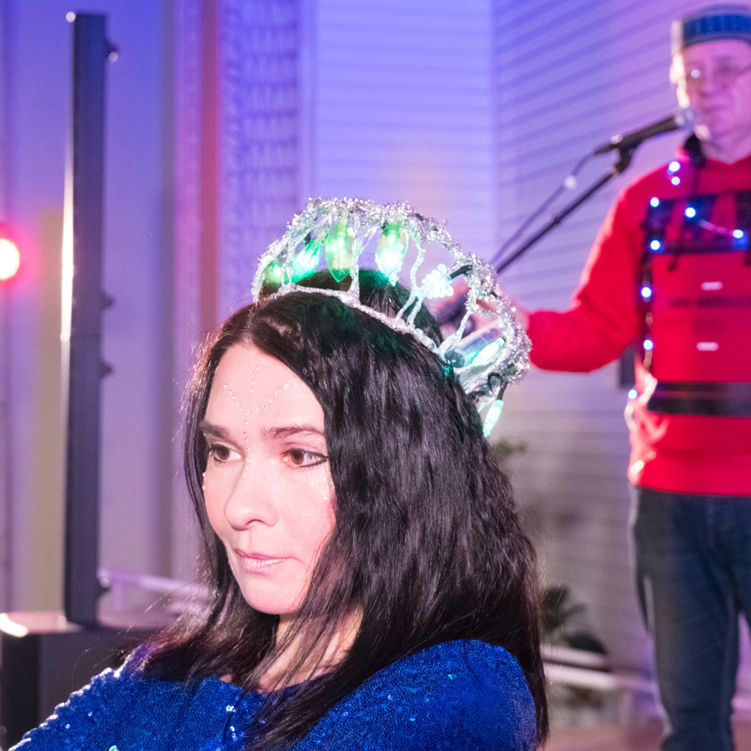 Люминографический карнавал новый год выставка маске-рад