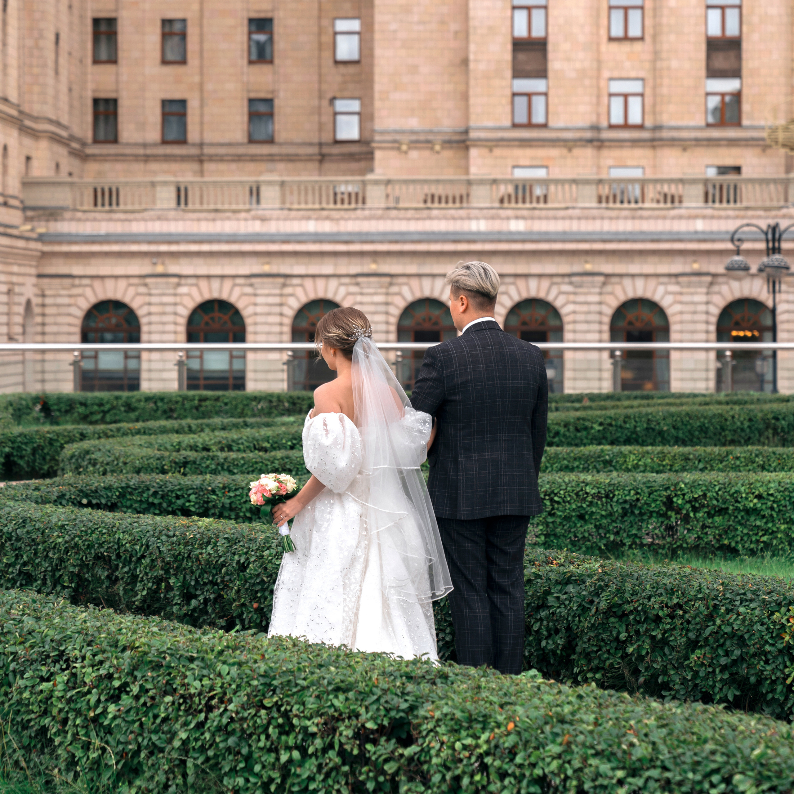 Свадьба сестёр