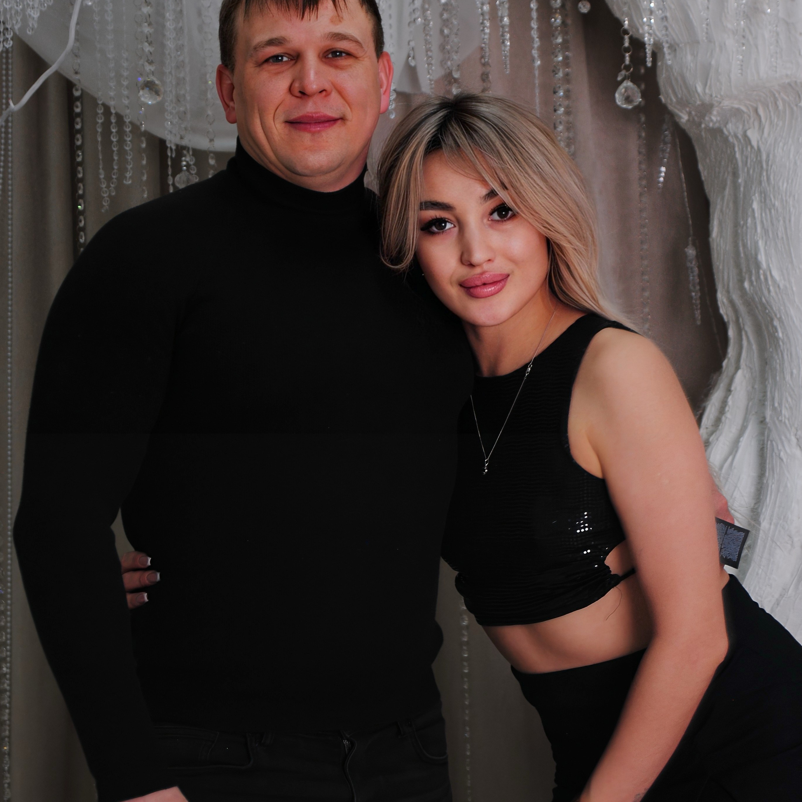 Юля и семья