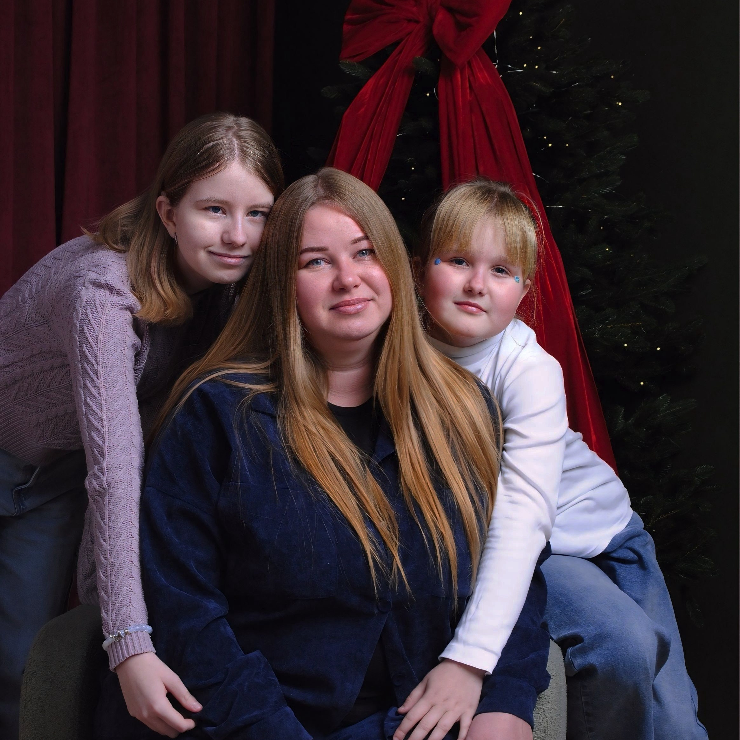 Маша и девочки