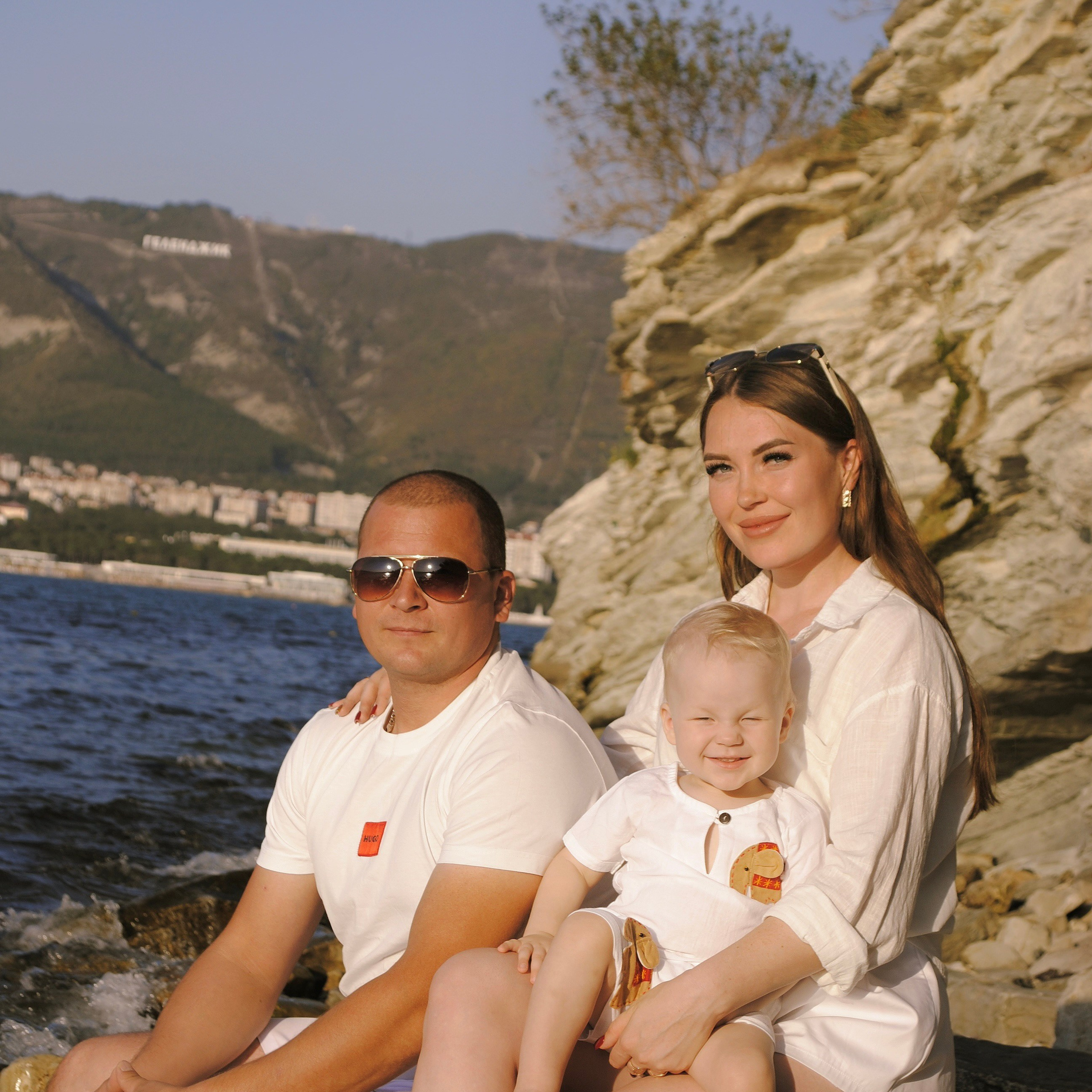 Анастасия и семья