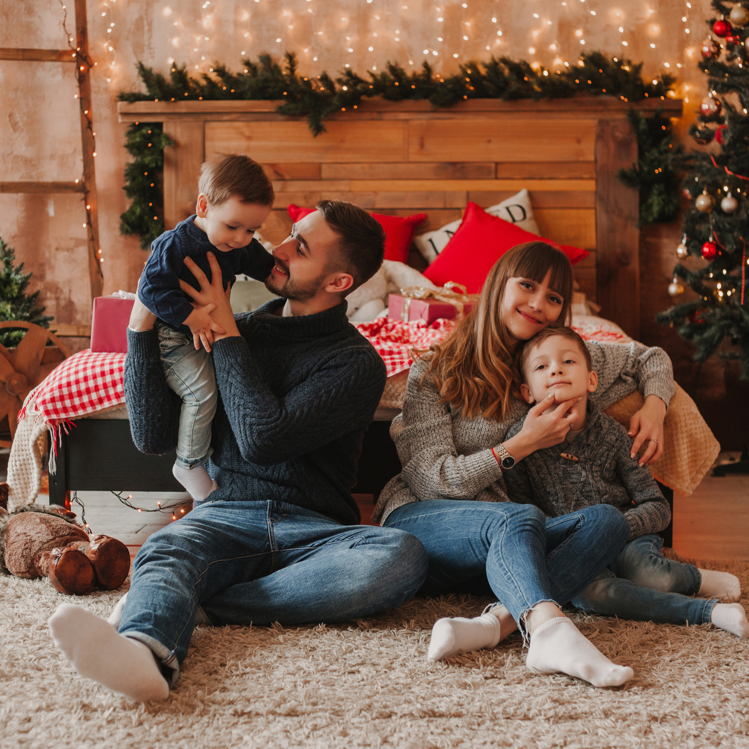 Праздник к нам приходит…