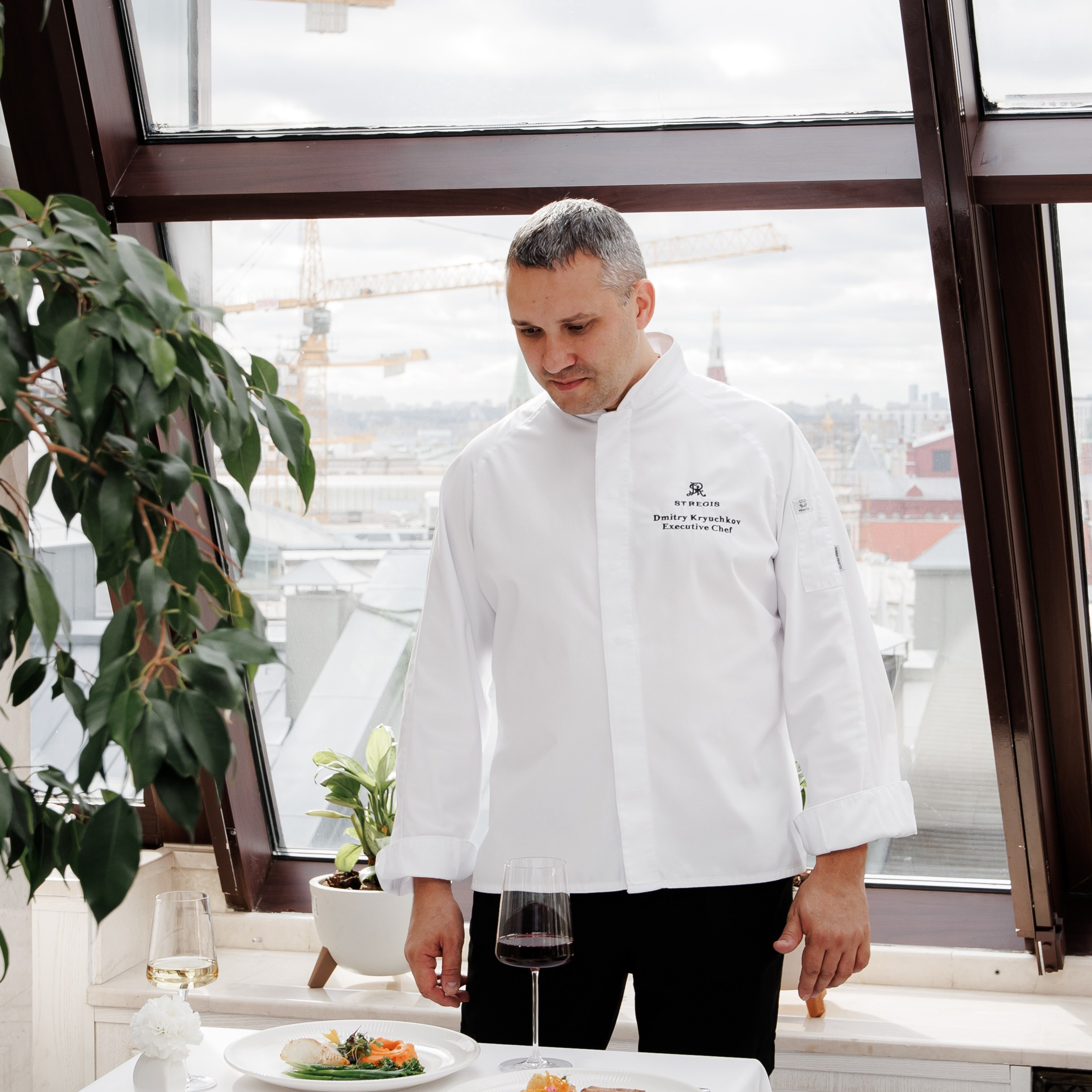 Дмитрий Крючков, шеф-повар отеля The St. Regis Moscow Nikolskaya