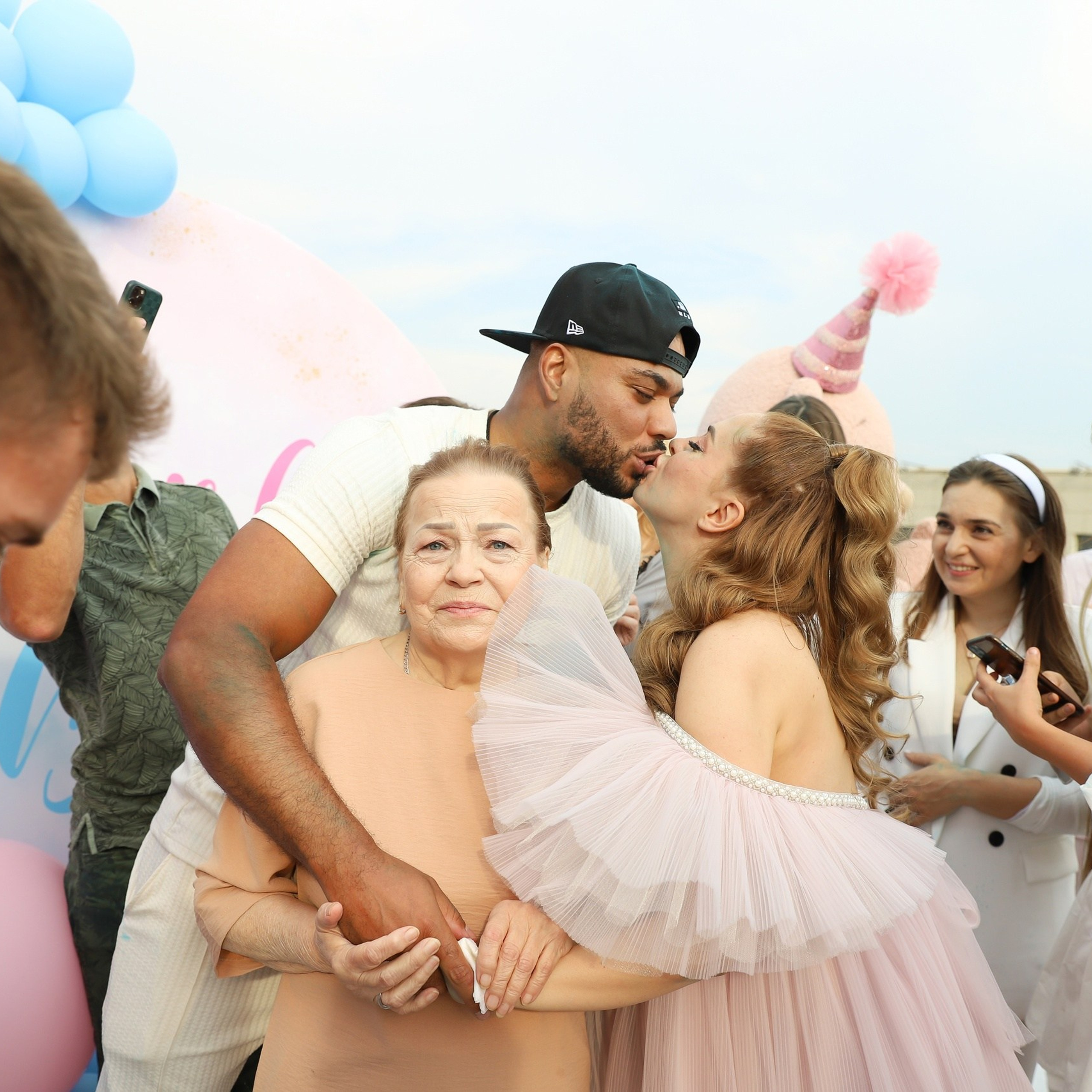 Дом 2: Юлия Ефременкова — Гендер пати в 2022 году. ФОТОГРАФ ОКСАНА БРЭДШОУ