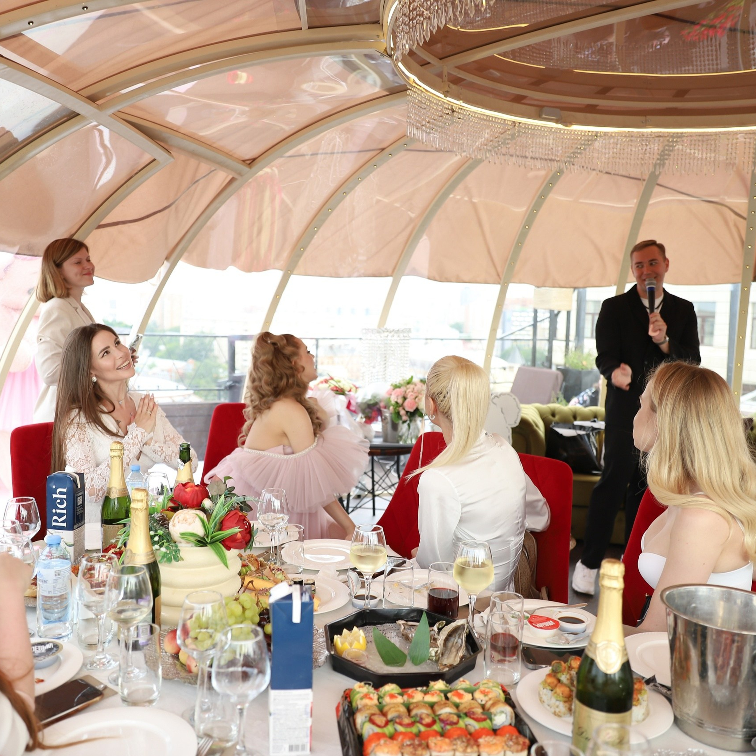 Дом 2: Юлия Ефременкова — Гендер пати в 2022 году. ФОТОГРАФ ОКСАНА БРЭДШОУ