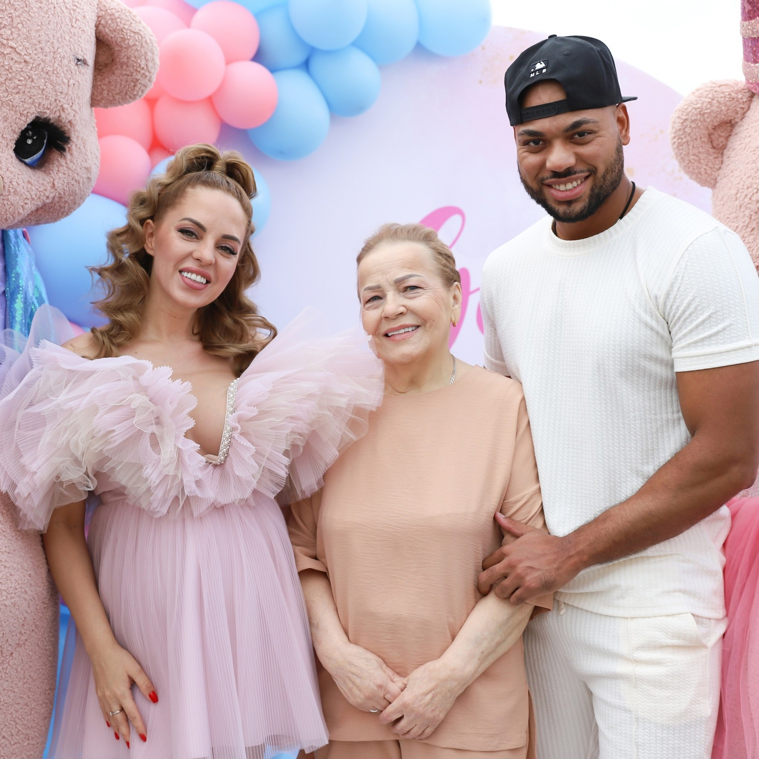 Дом 2: Юлия Ефременкова — Гендер пати в 2022 году. ФОТОГРАФ ОКСАНА БРЭДШОУ