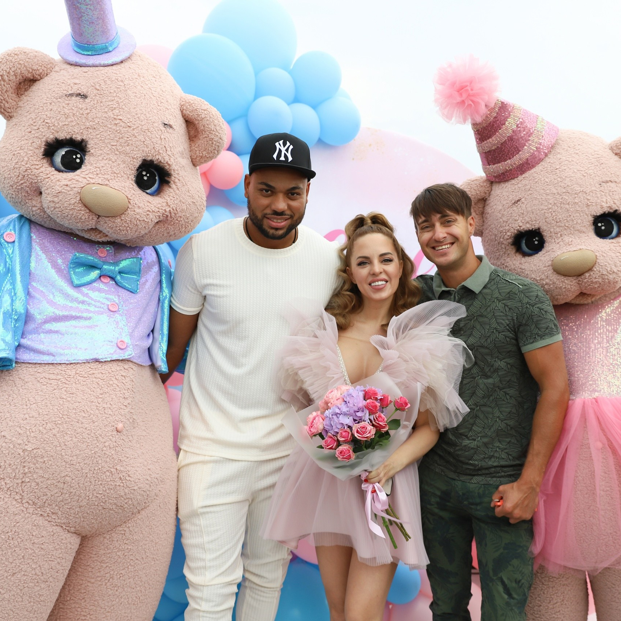 Дом 2: Юлия Ефременкова — Гендер пати в 2022 году. ФОТОГРАФ ОКСАНА БРЭДШОУ