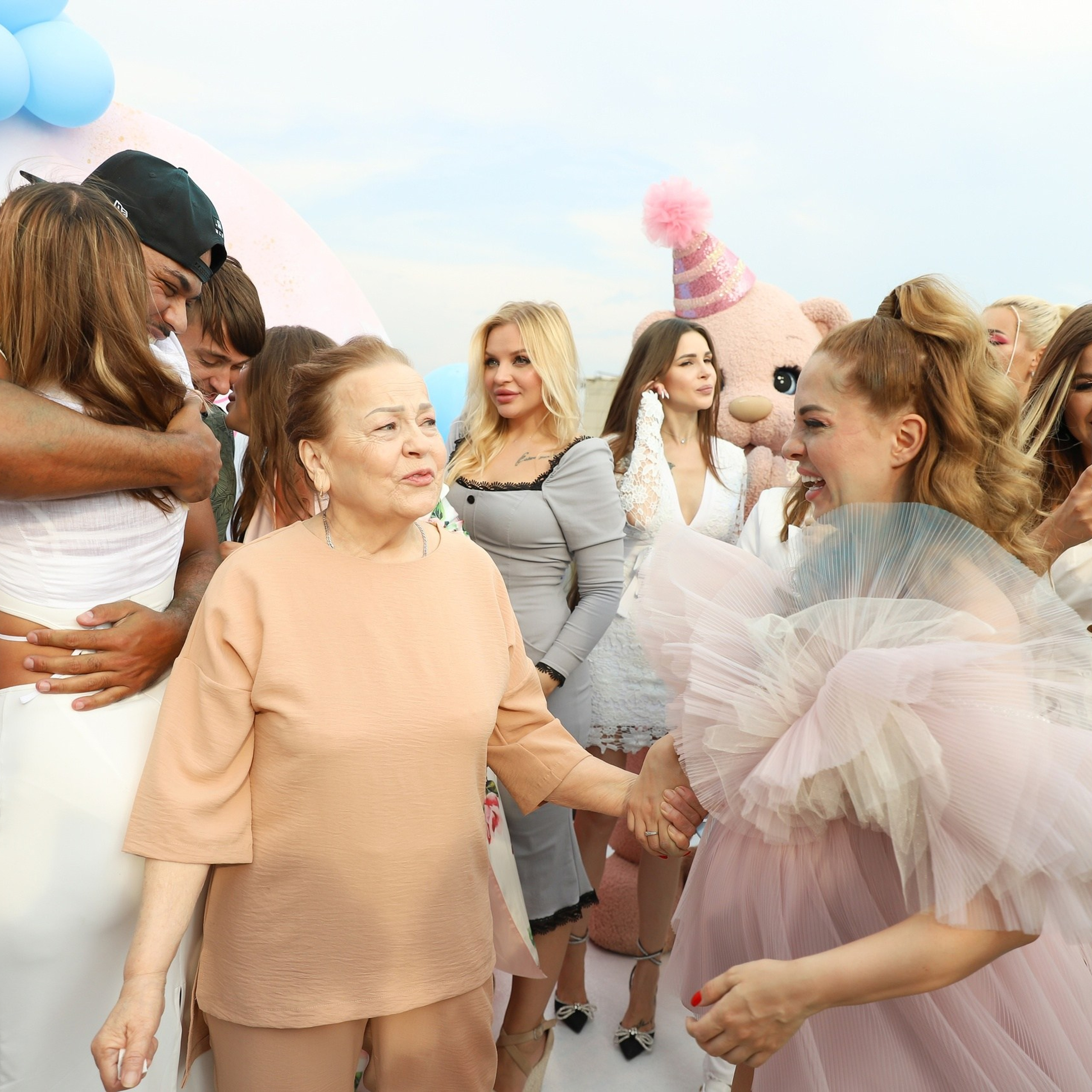 Дом 2: Юлия Ефременкова — Гендер пати в 2022 году. ФОТОГРАФ ОКСАНА БРЭДШОУ