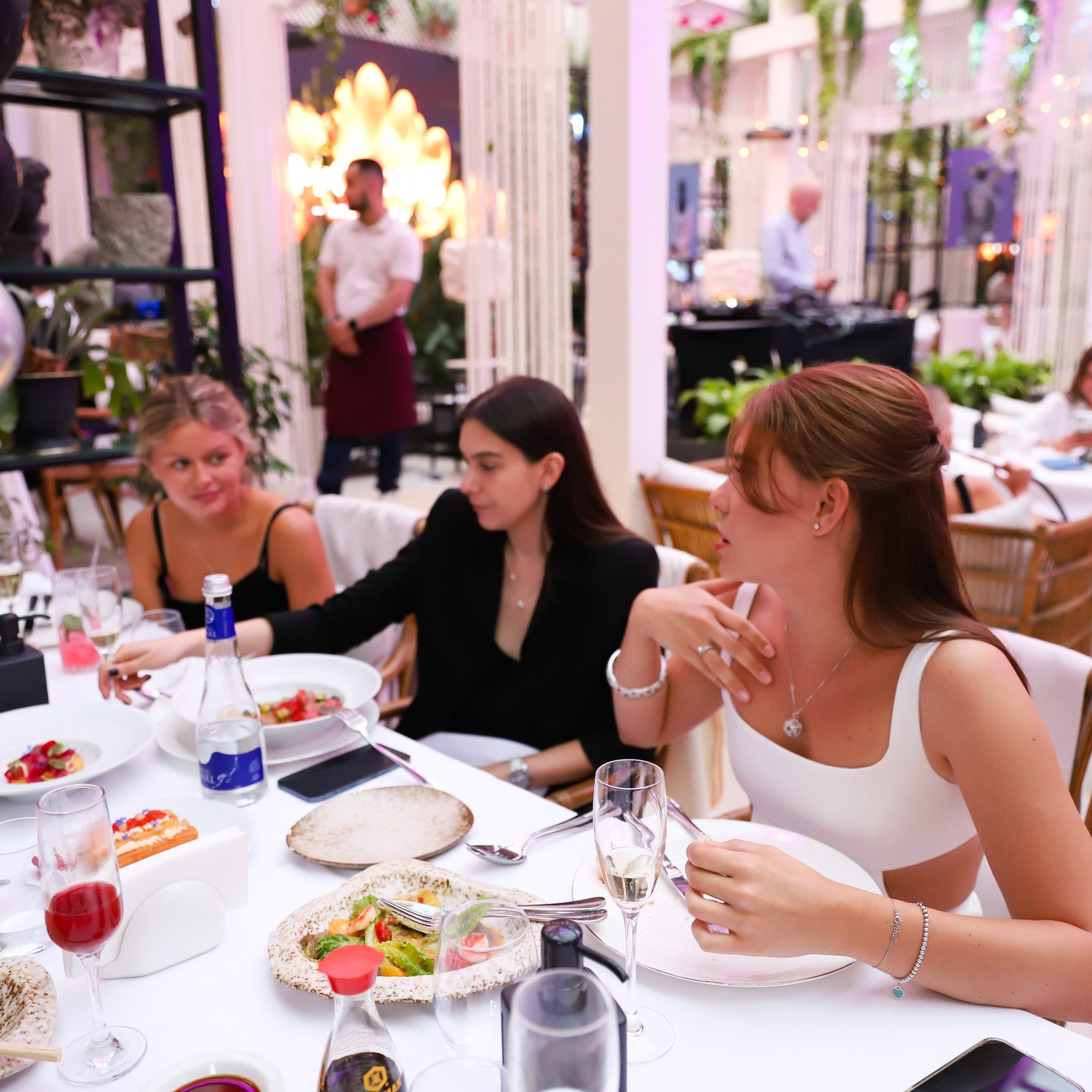 Девичник перед свадьбой в Modus. ФОТОГРАФ ОКСАНА БРЭДШОУ