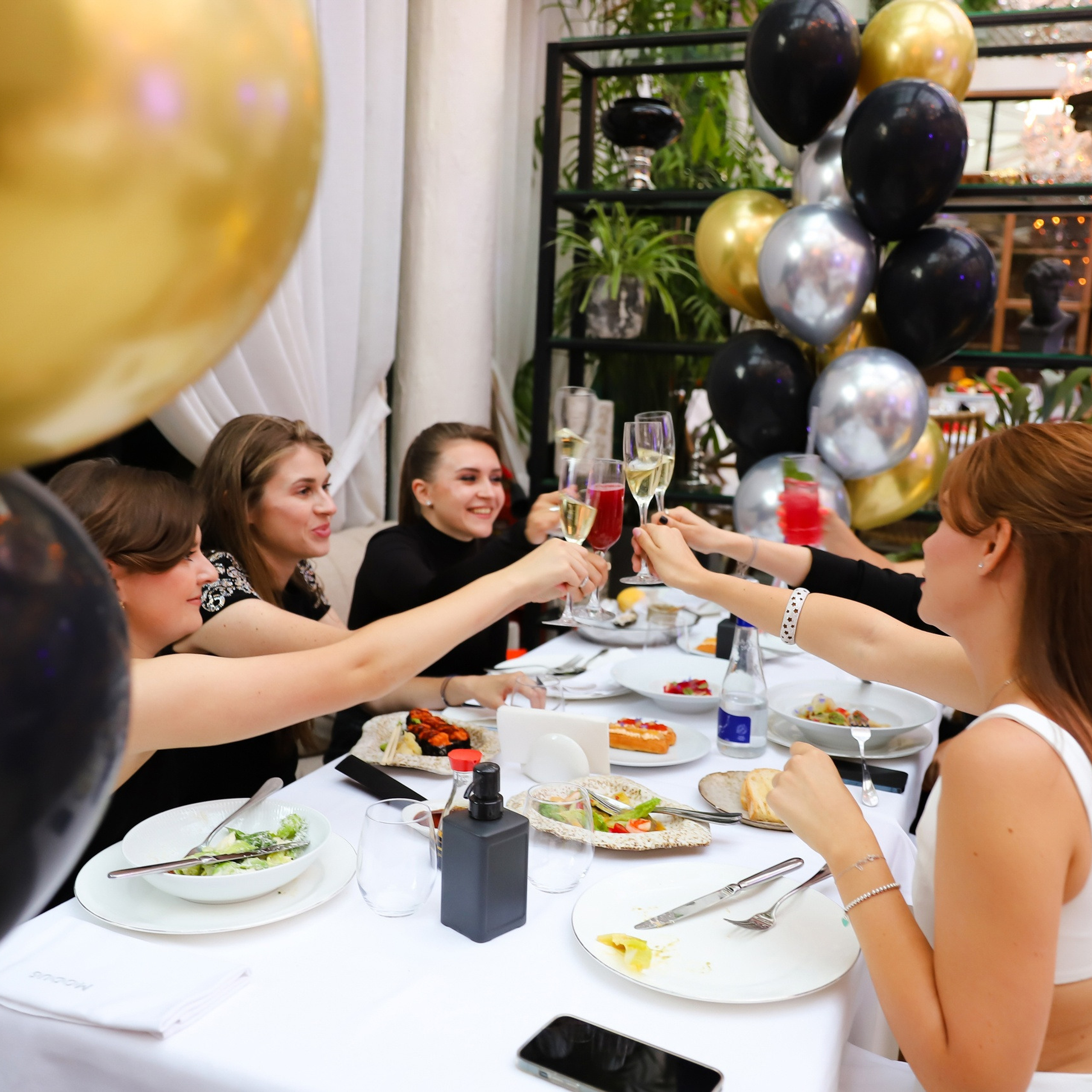 Девичник перед свадьбой в Modus. ФОТОГРАФ ОКСАНА БРЭДШОУ