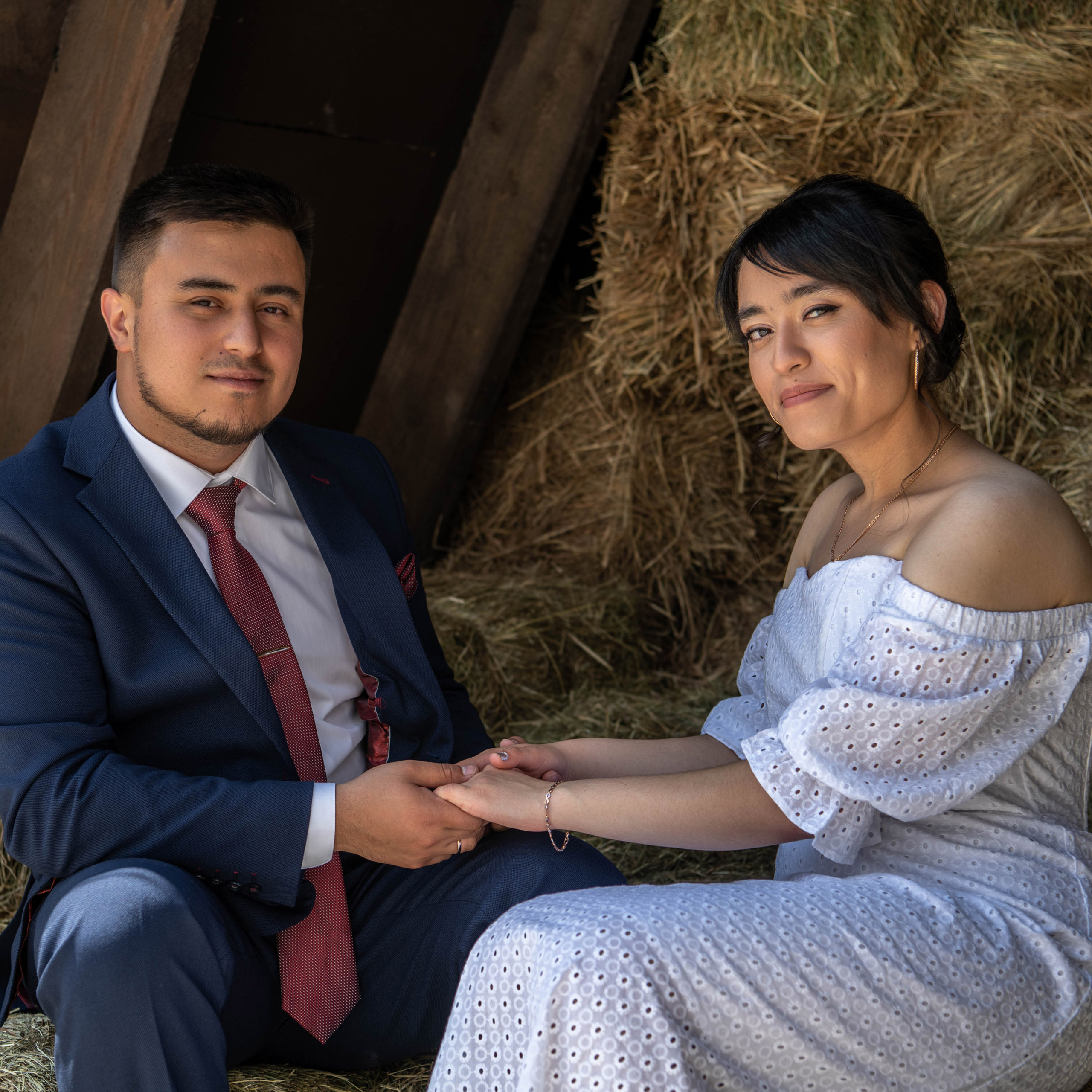 Камолиддин и&nbsp;Ситора, фотосъемка в&nbsp;ЗАГСе и&nbsp;прогулки